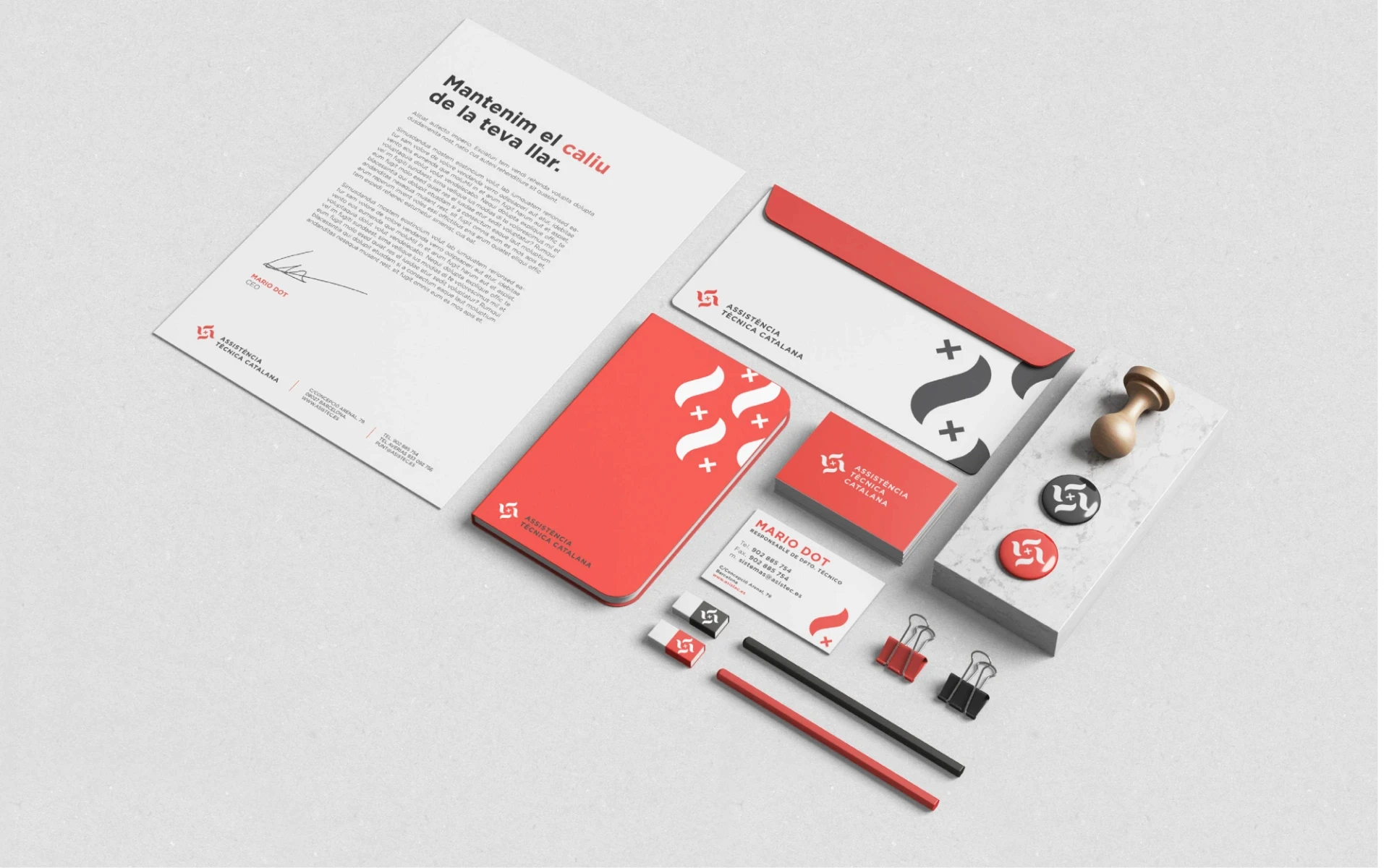 Barcelona freelance brand identity & logo designer stationery set.