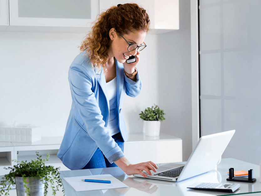 Asesora experta en cumplimiento normativo y privacidad técnica de { techpliance }