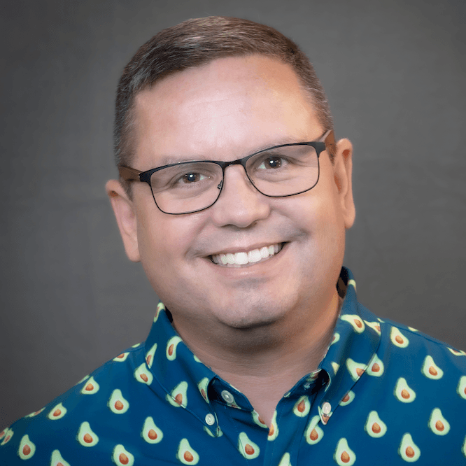 woman on focus photography