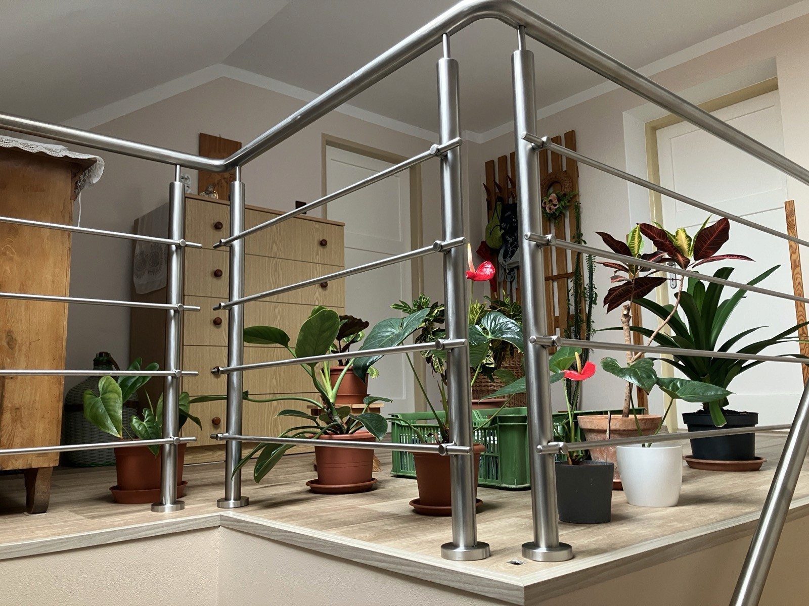 Nerezové zábradlí s vodorovnou výplní