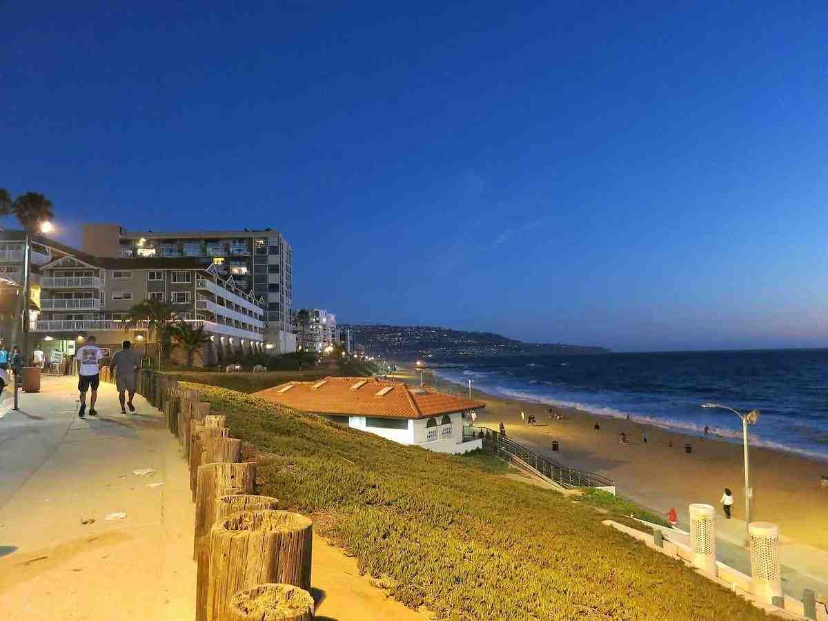 <img src="baywatch-retreat-goa.jpg" alt="Baywatch Retreat in Goa Sindhudurg, a serene coastal getaway with stunning sea views and luxurious second home living" />