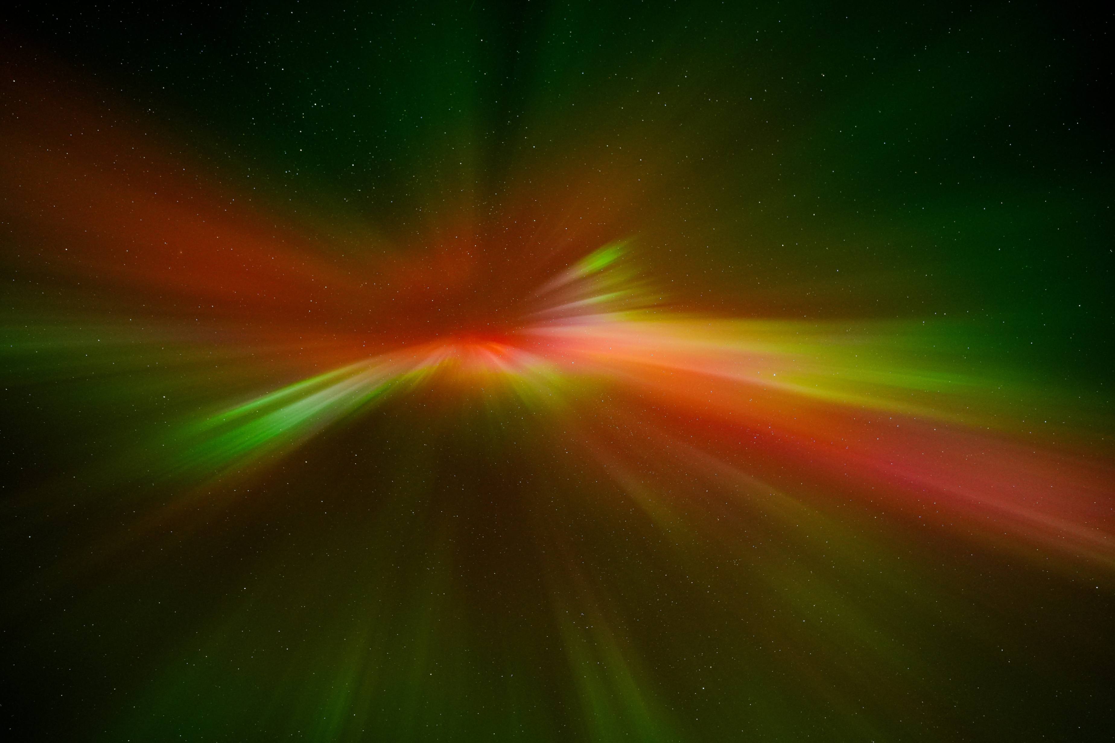 Northern Lights tour photography from Aurora Experts in Iceland, featuring guests beneath the aurora, winter landscapes, and vivid skies over remote Icelandic locations.