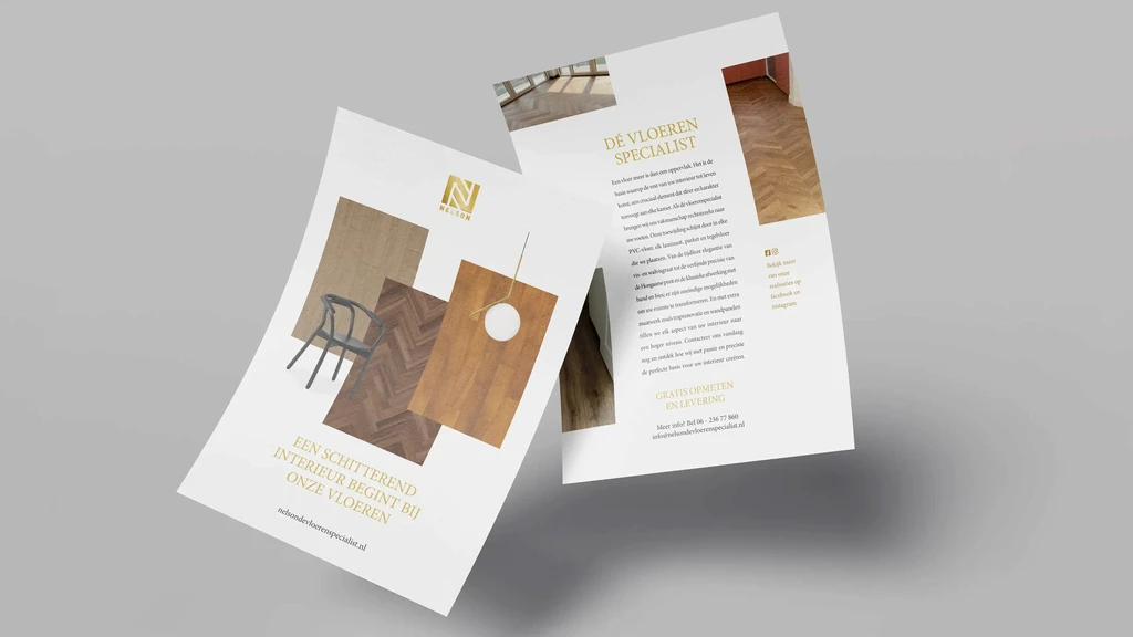 packshotbeeld van een flyer in zwevende compositie