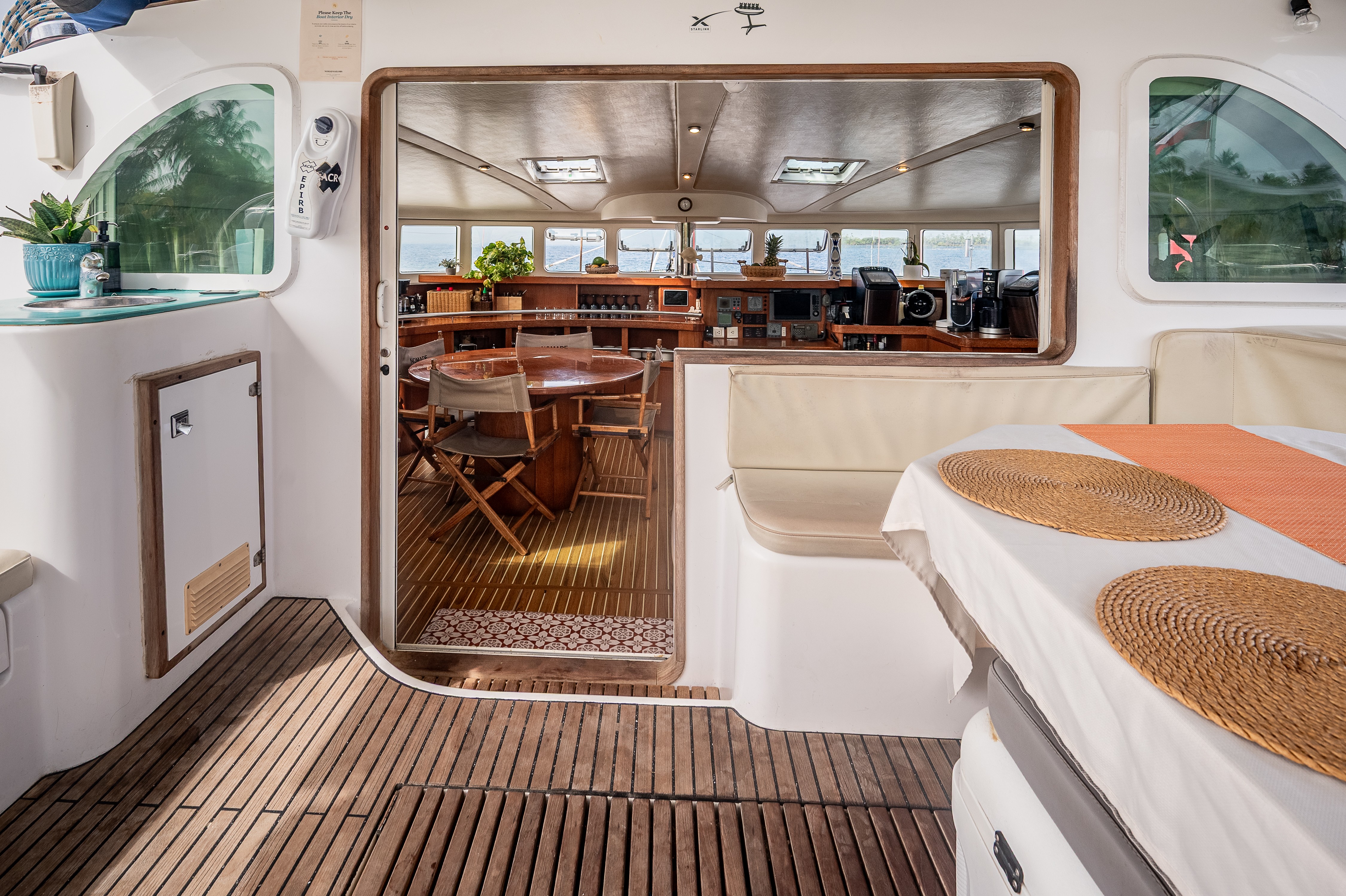 Lagoon 57 — crewed charter in San Blas, Panama