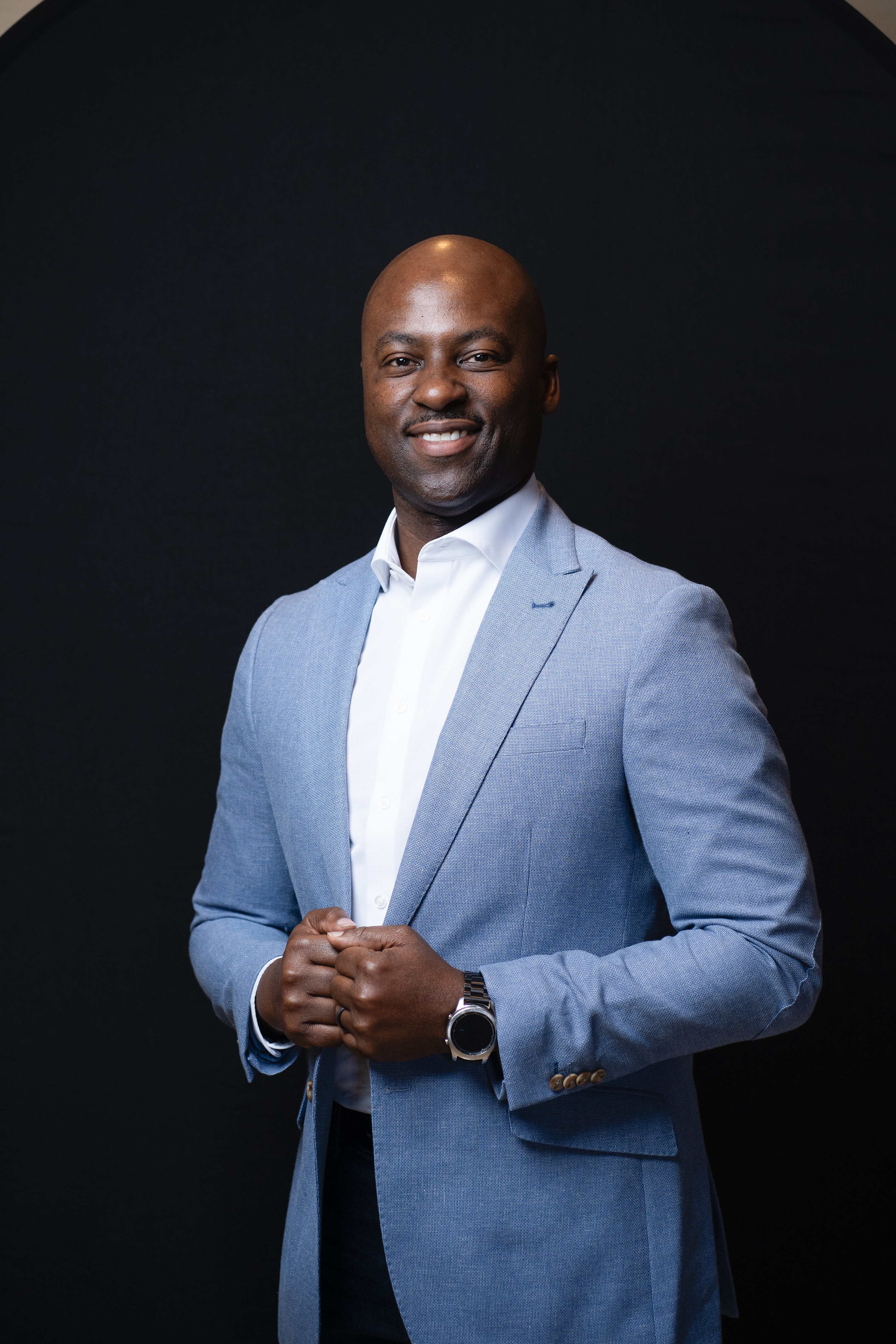 photography of people inside room during daytime