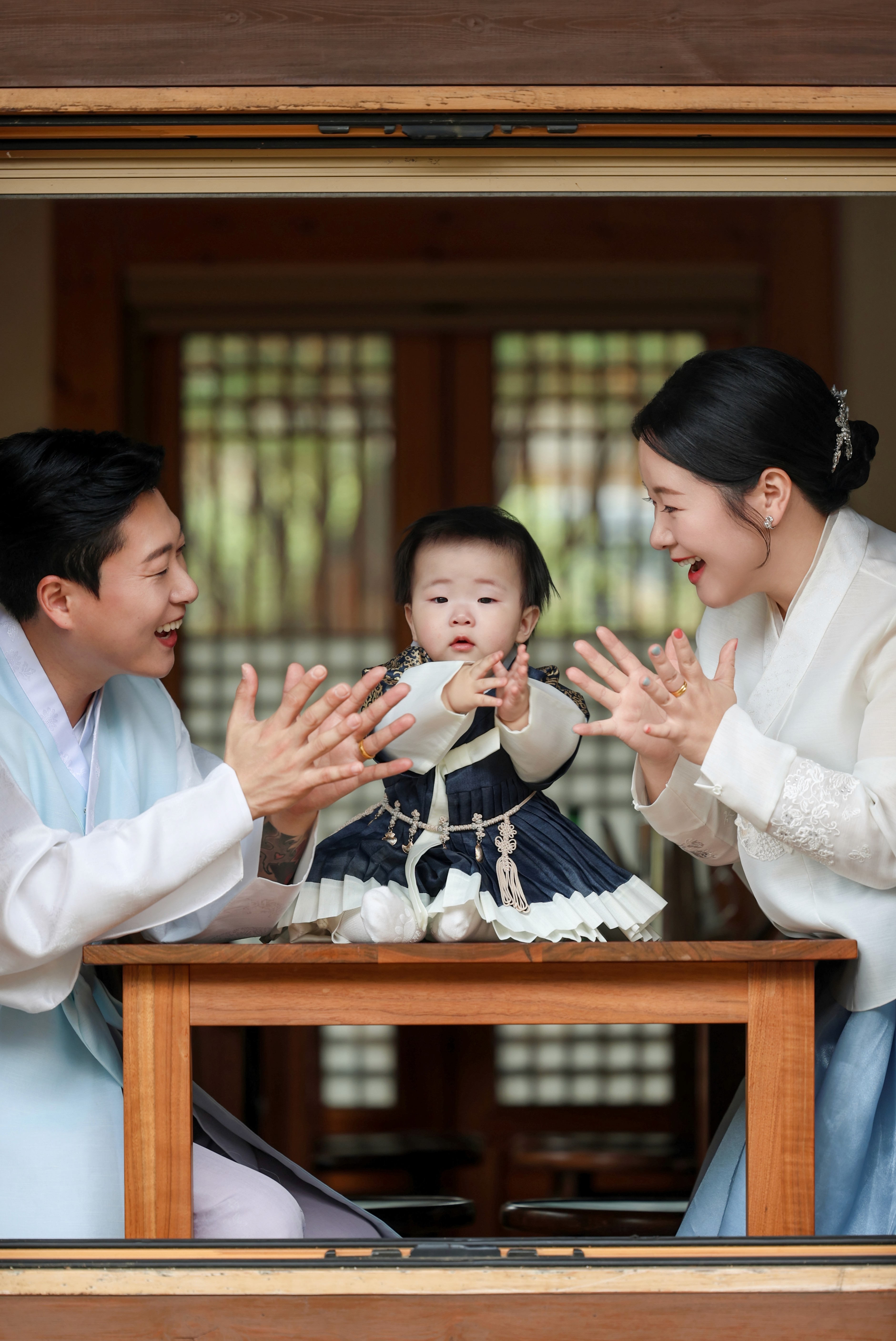 안동 구름에 돌잔치 스냅 촬영 후기 | 위시즈스냅이 담아낸 한옥의 고즈넉한 첫 생일