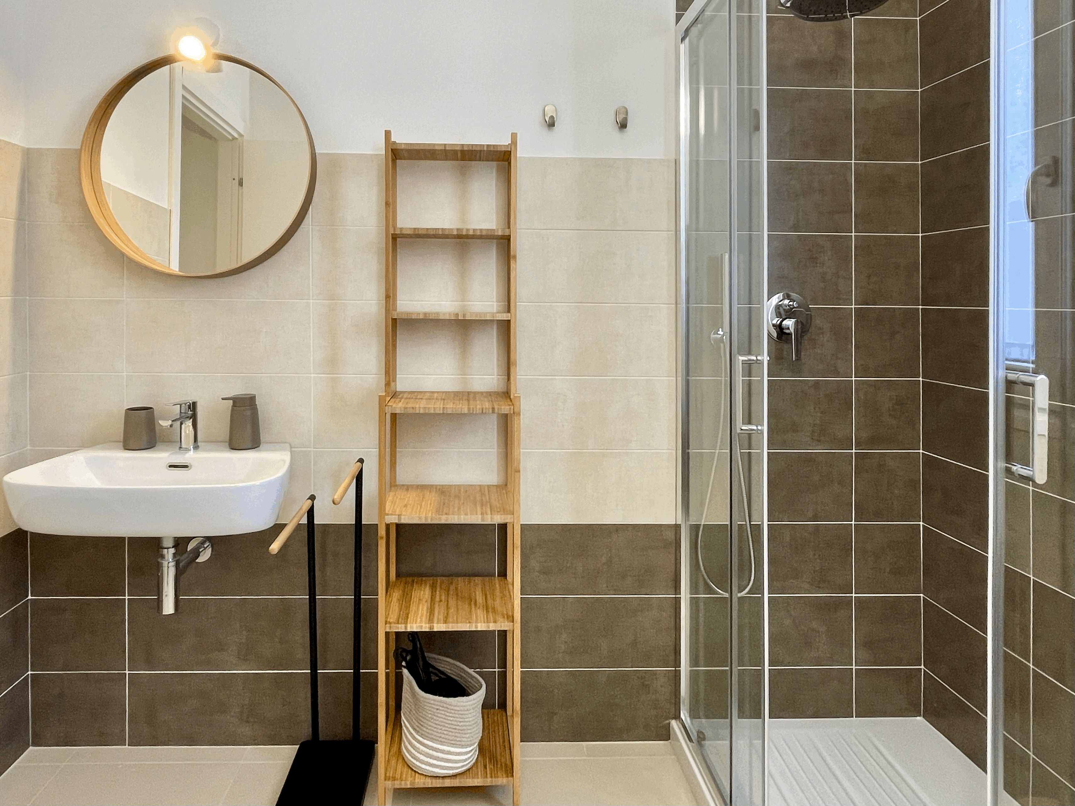 Bagno del Trilocale Shardana Standard