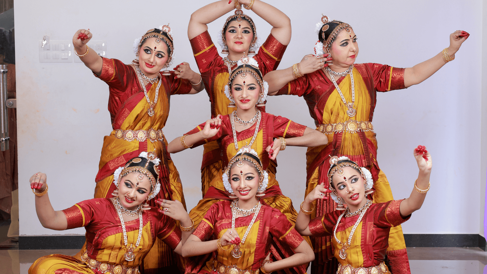 Online classical dance arangettam by Nrithya Digital Gurukulam