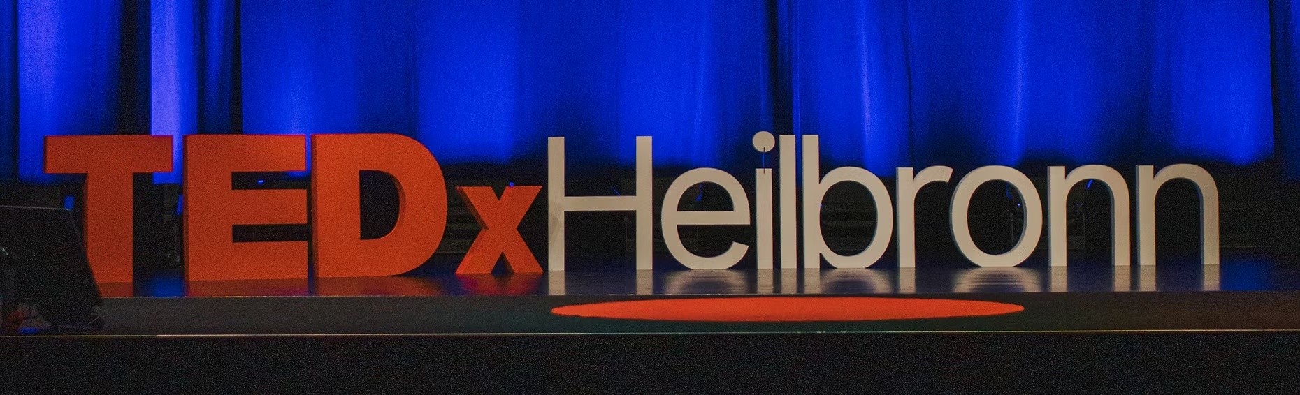 TEDxHeilbronn stage signage