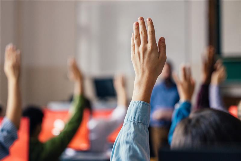 A view of the top of the eiffel tower