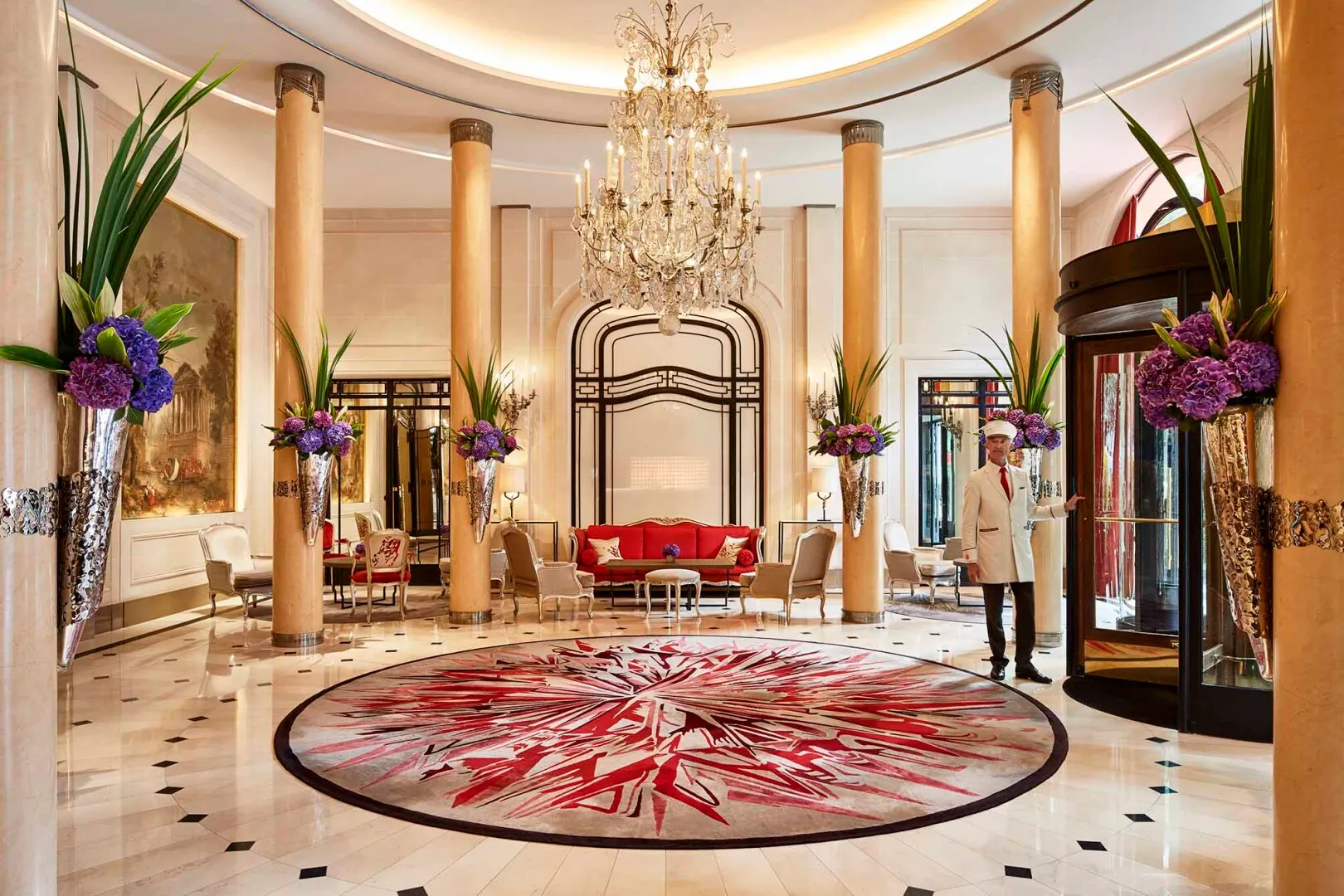 The Lobby & Gallery