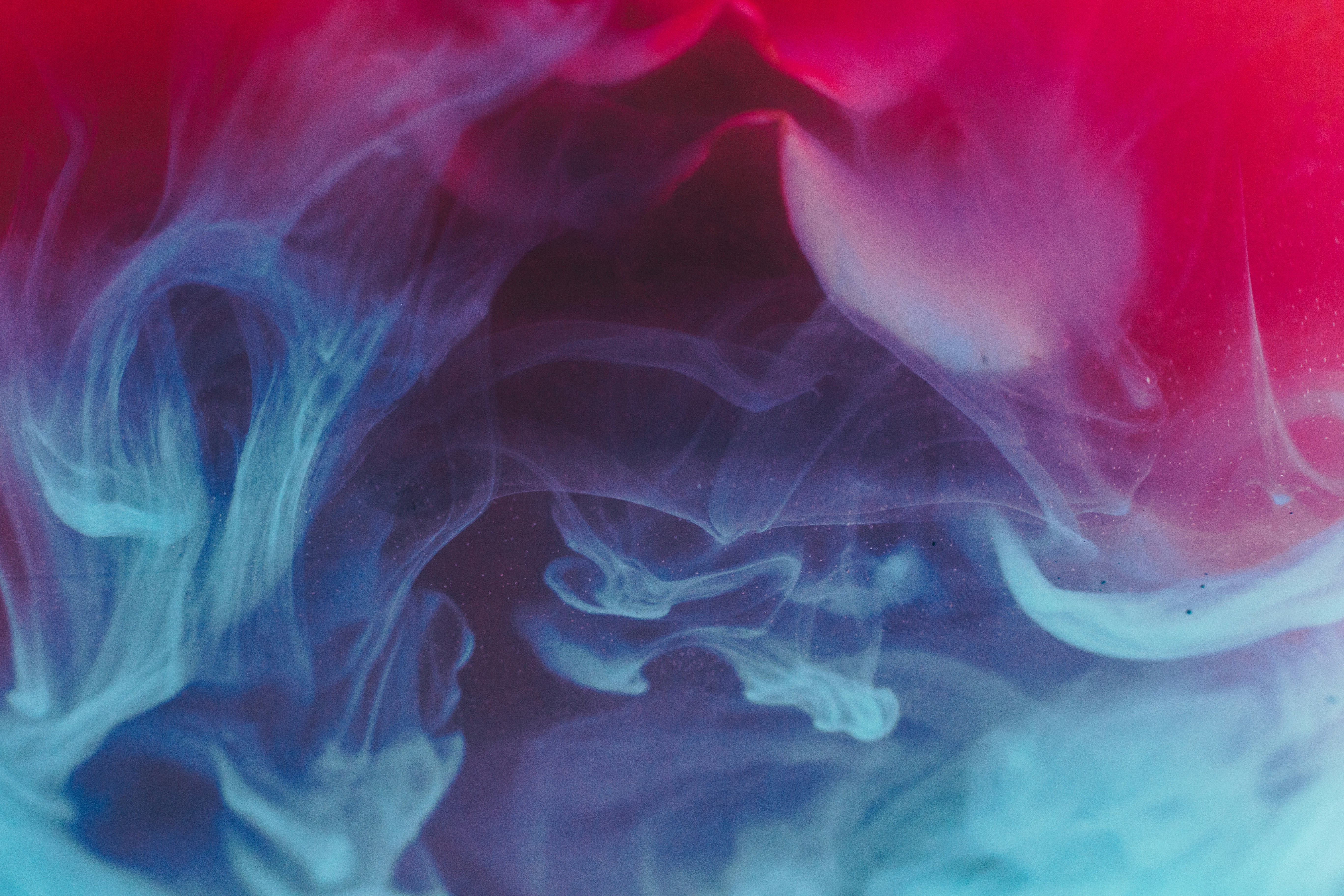 red and blue color smoke - Virtual Color Analysis