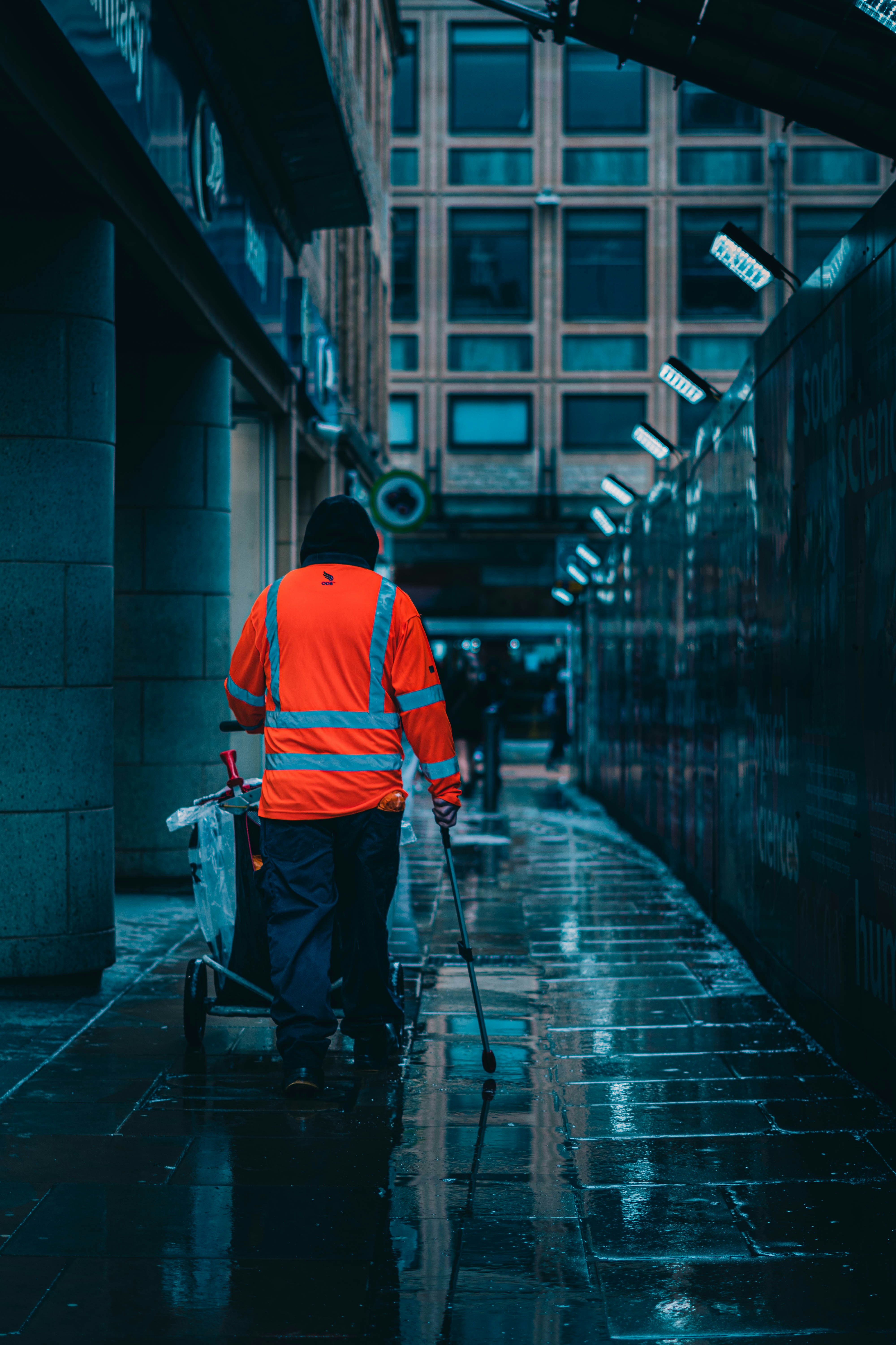 Why Is Custom Company Tracking Important for Brokers and Shippers? | Rose Rocket