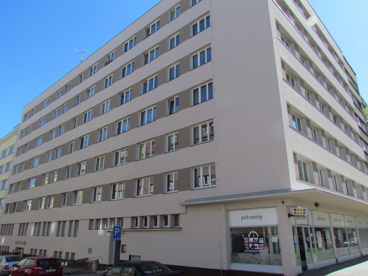 rekonstrukce bytového domu