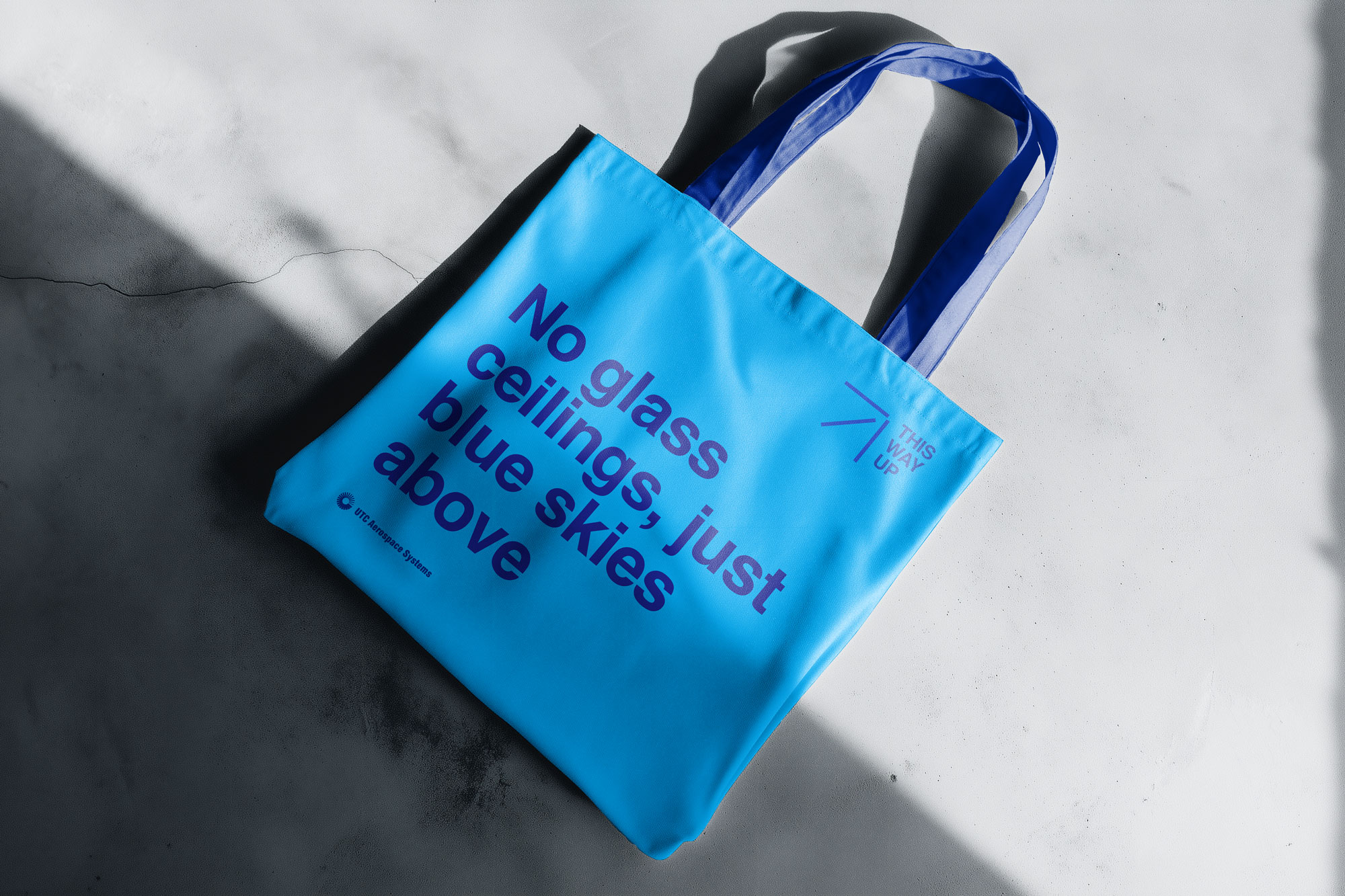 Design example of UTC Aerospace's recruitment advertising at an airport