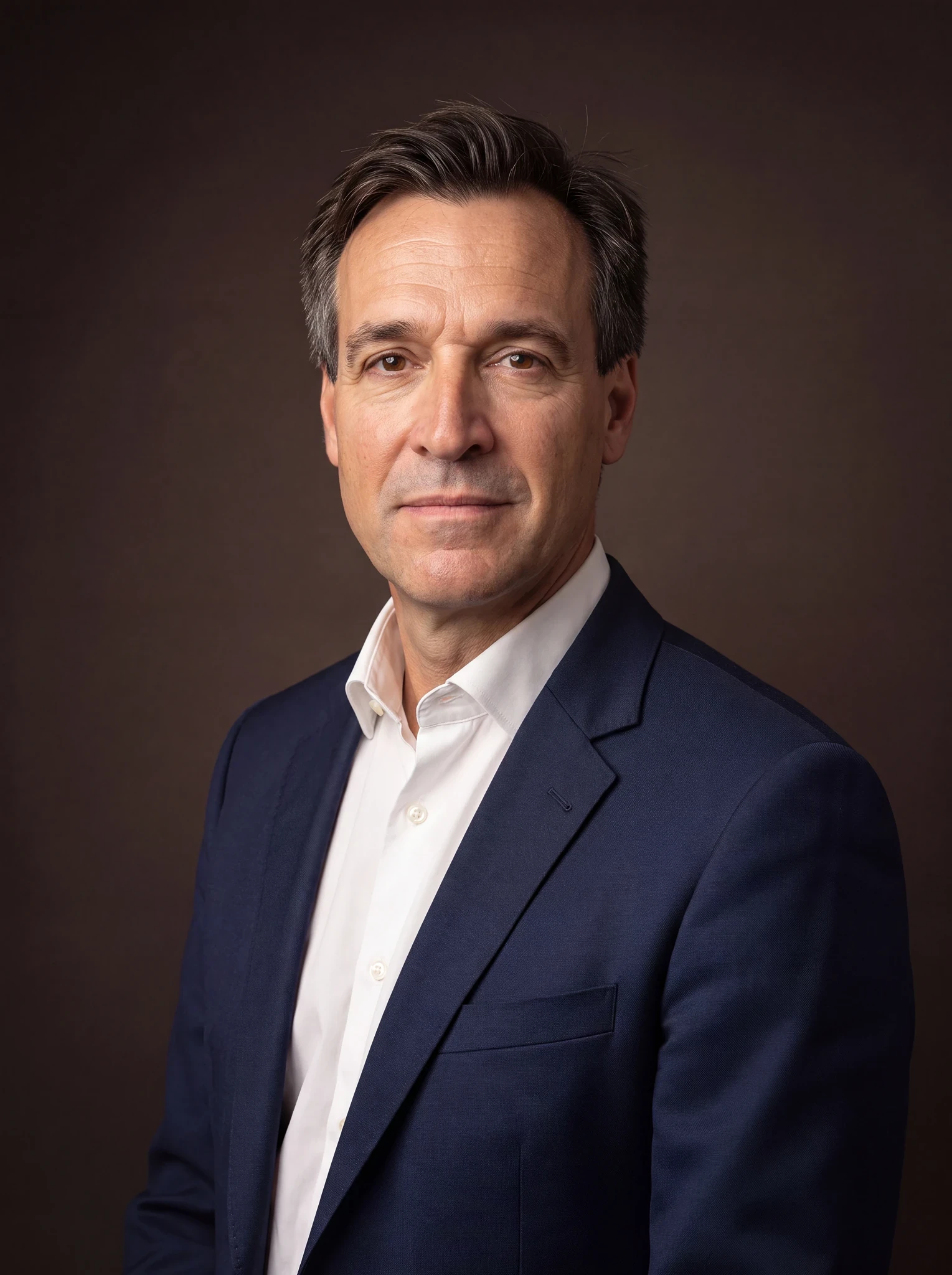 Julian Carter, Senior Advisor