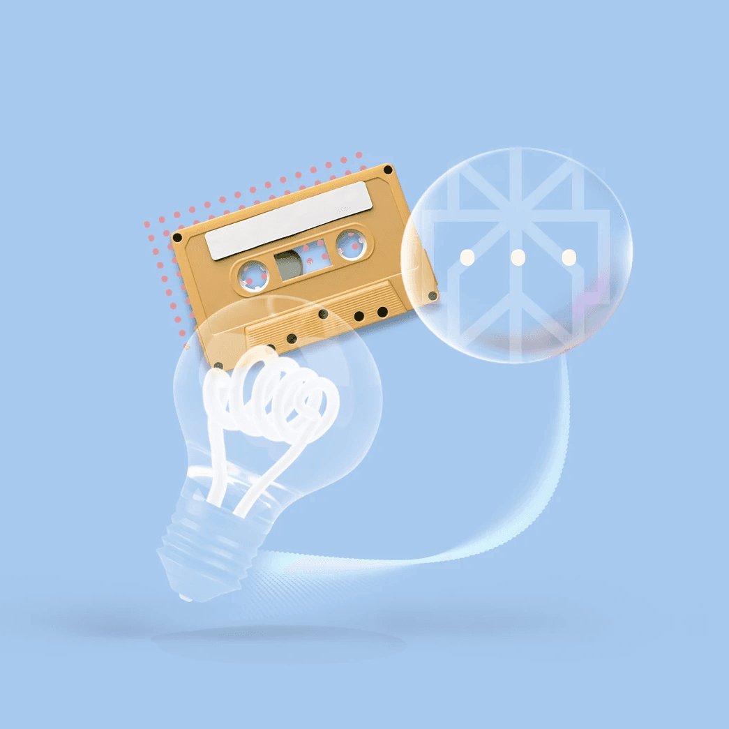 Casete retro y bombilla en fondo azul, concepto de creatividad vintage.