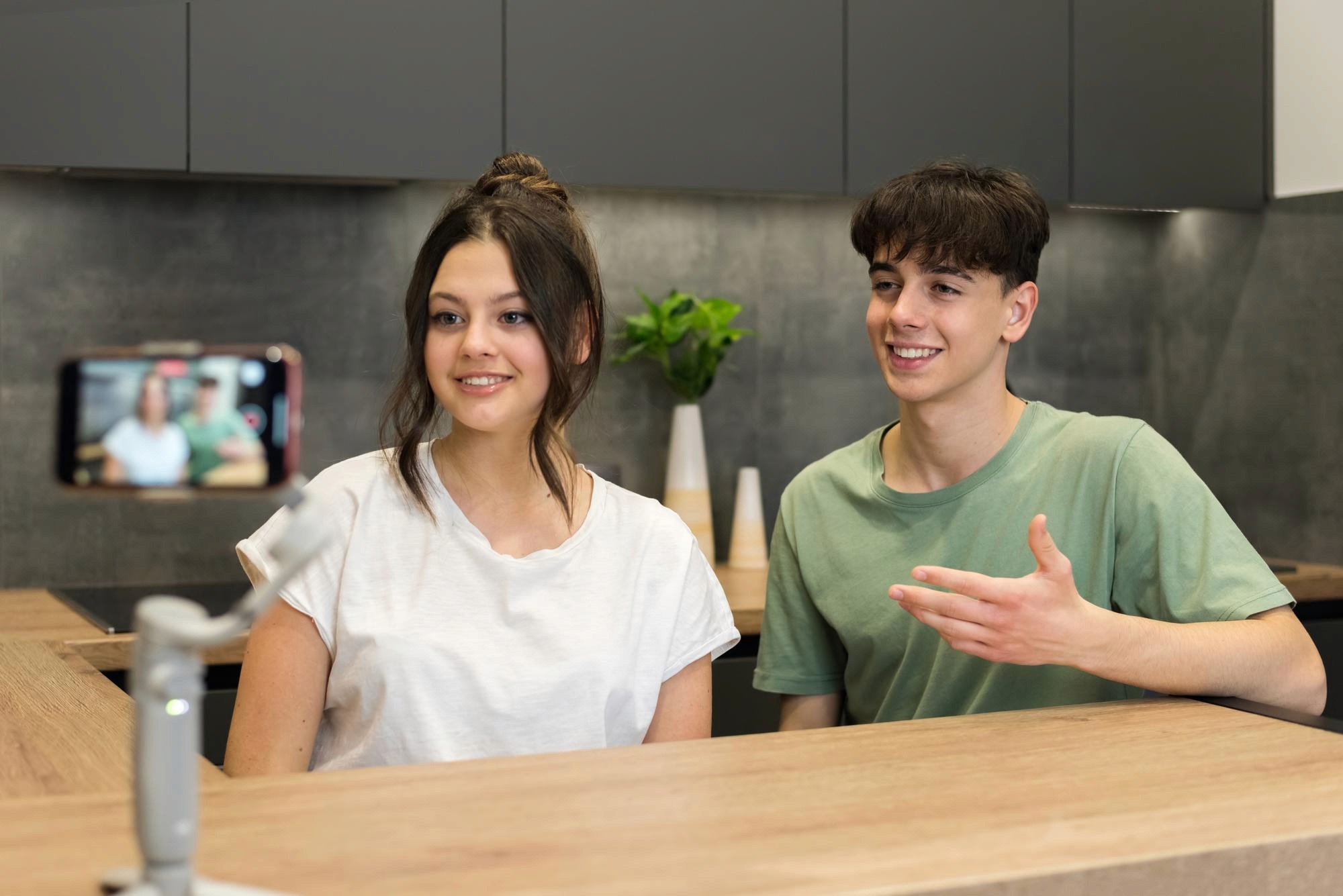 Gen Z Shopper Insights Study: A Digital Diary Case Study: Phase 2