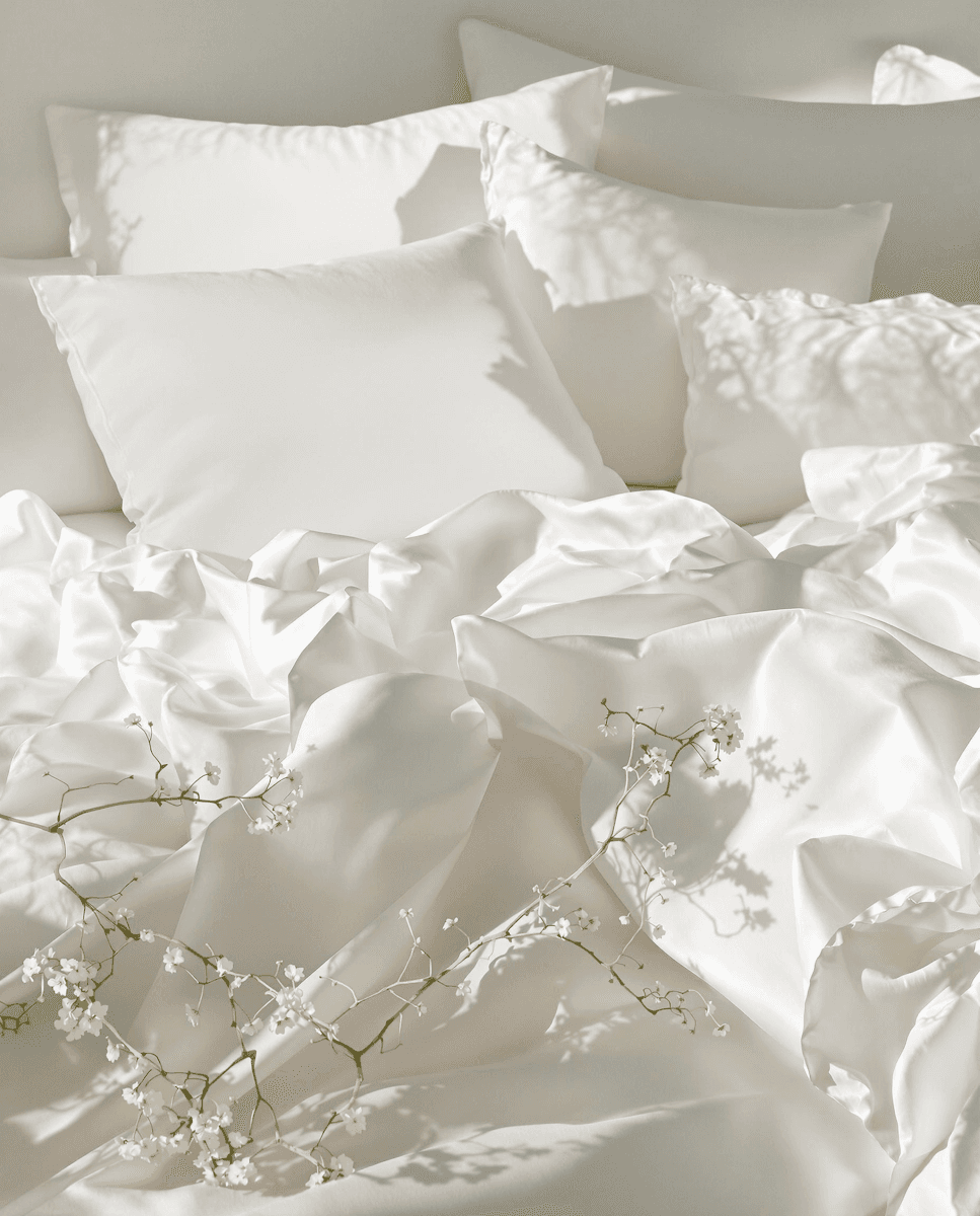 Pure silk white bedsheets