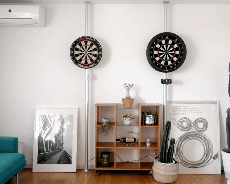 GRANBOARD132 is versatile and can be mounted anywhere. GRANBOARD132 vielseitiges Setup. GRANBOARD132 configurazione versatile. Configuration polyvalente GRANBOARD132
