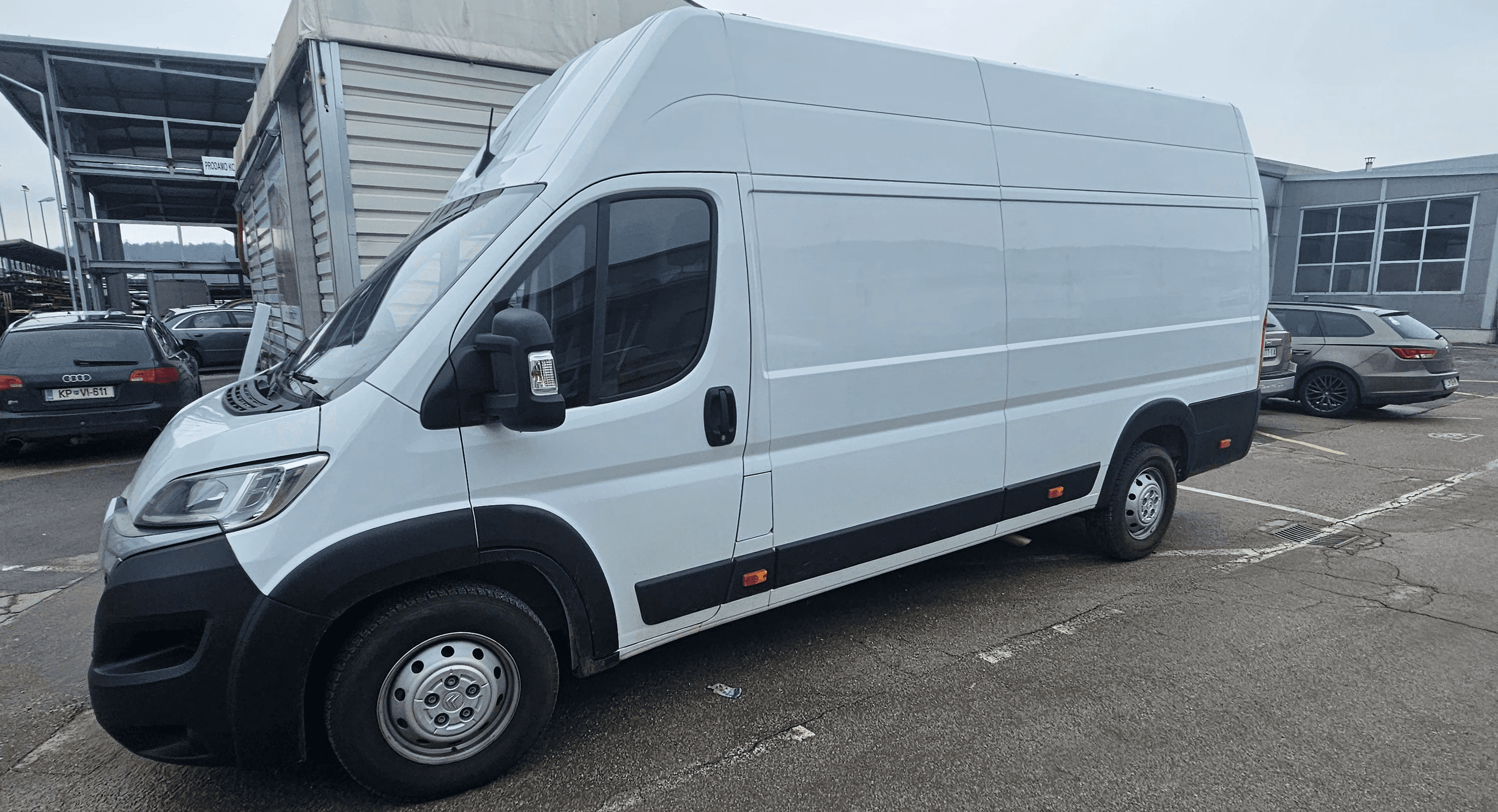 kombi selitvenega servisa