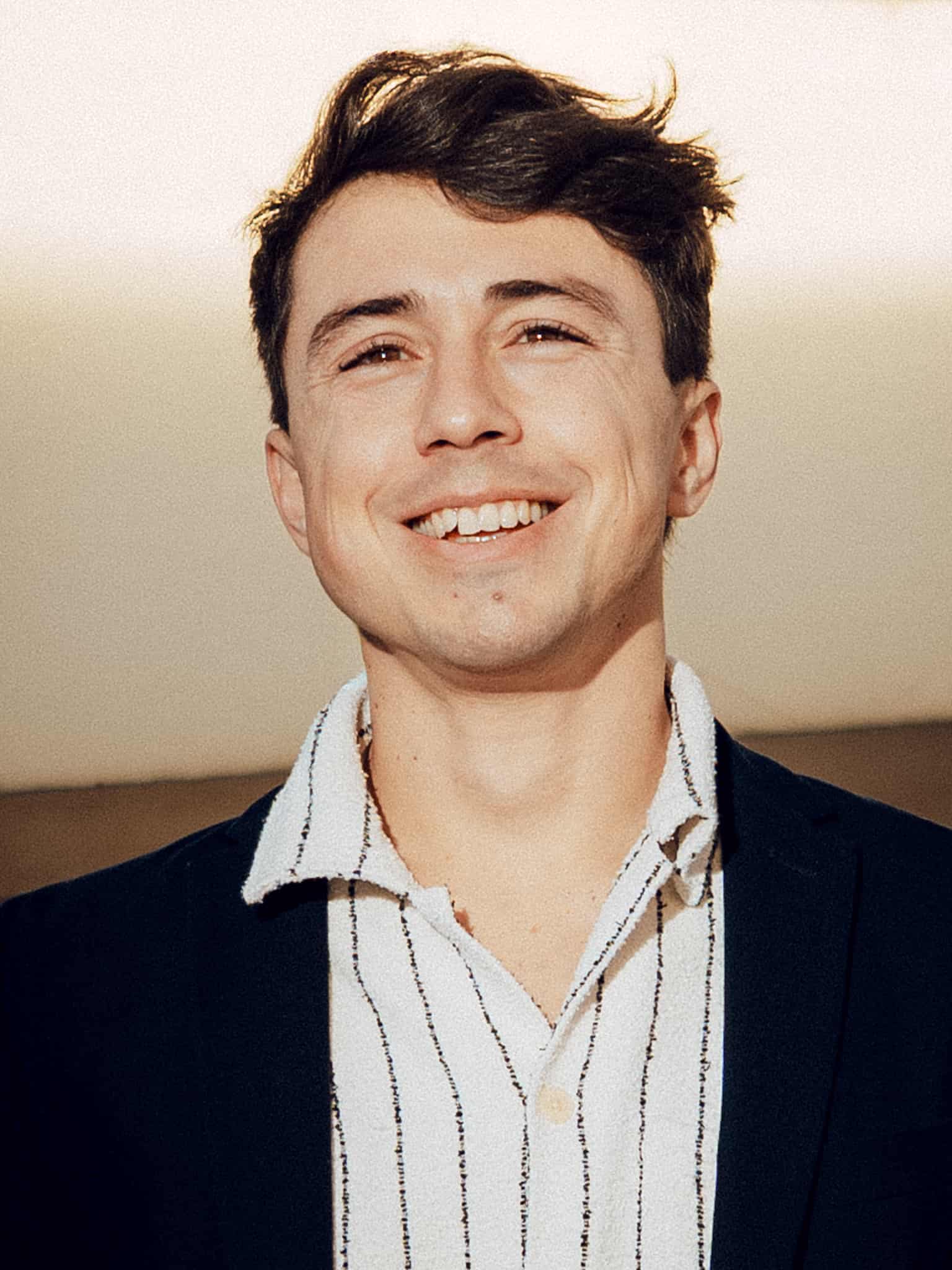 Portrait du photographe de mariage au pays basque, william desse