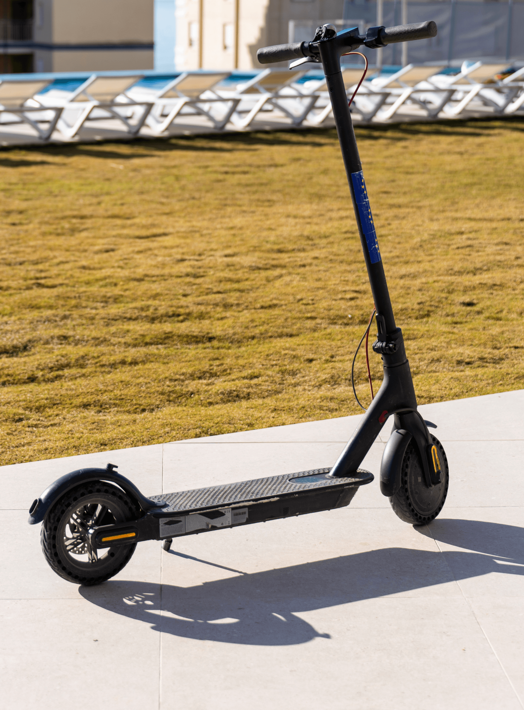 Electric Scooter Hotel Garden