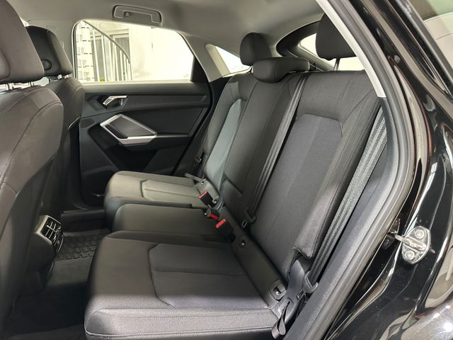 AUDI Q3 2022 BLACK Gebrauchtwagen - Galeriebild 23