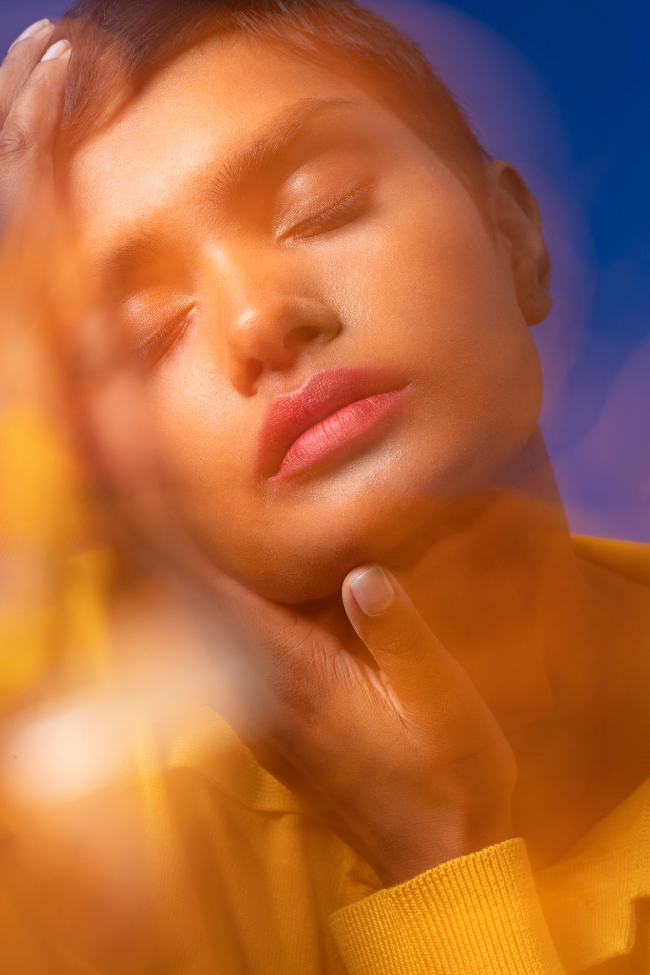 Esthetische foto van een vrouw met gezonde huid.