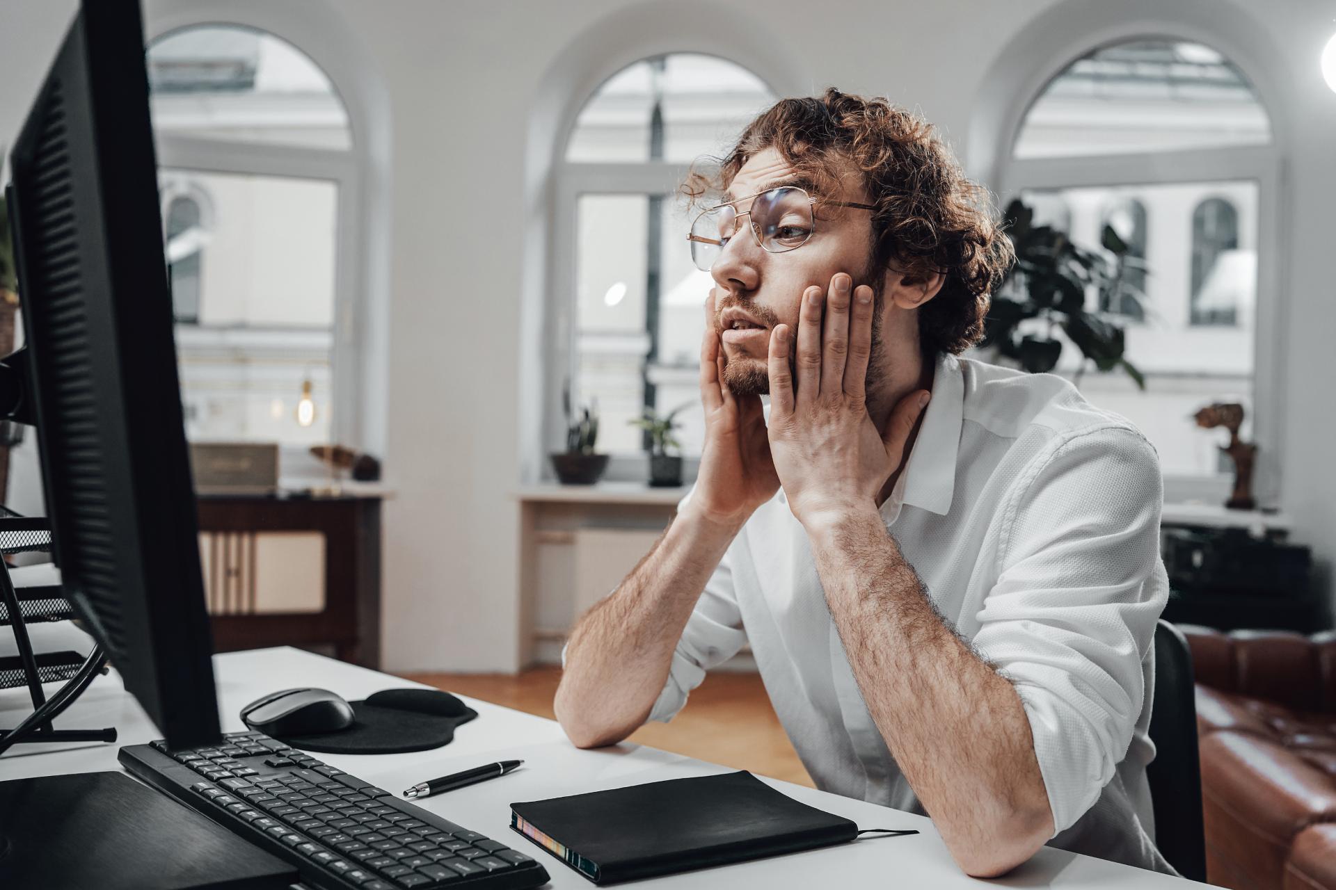 Czas pracy a work-life balance – dlaczego czasem nie wystarczy zamknąć laptopa o 17:00