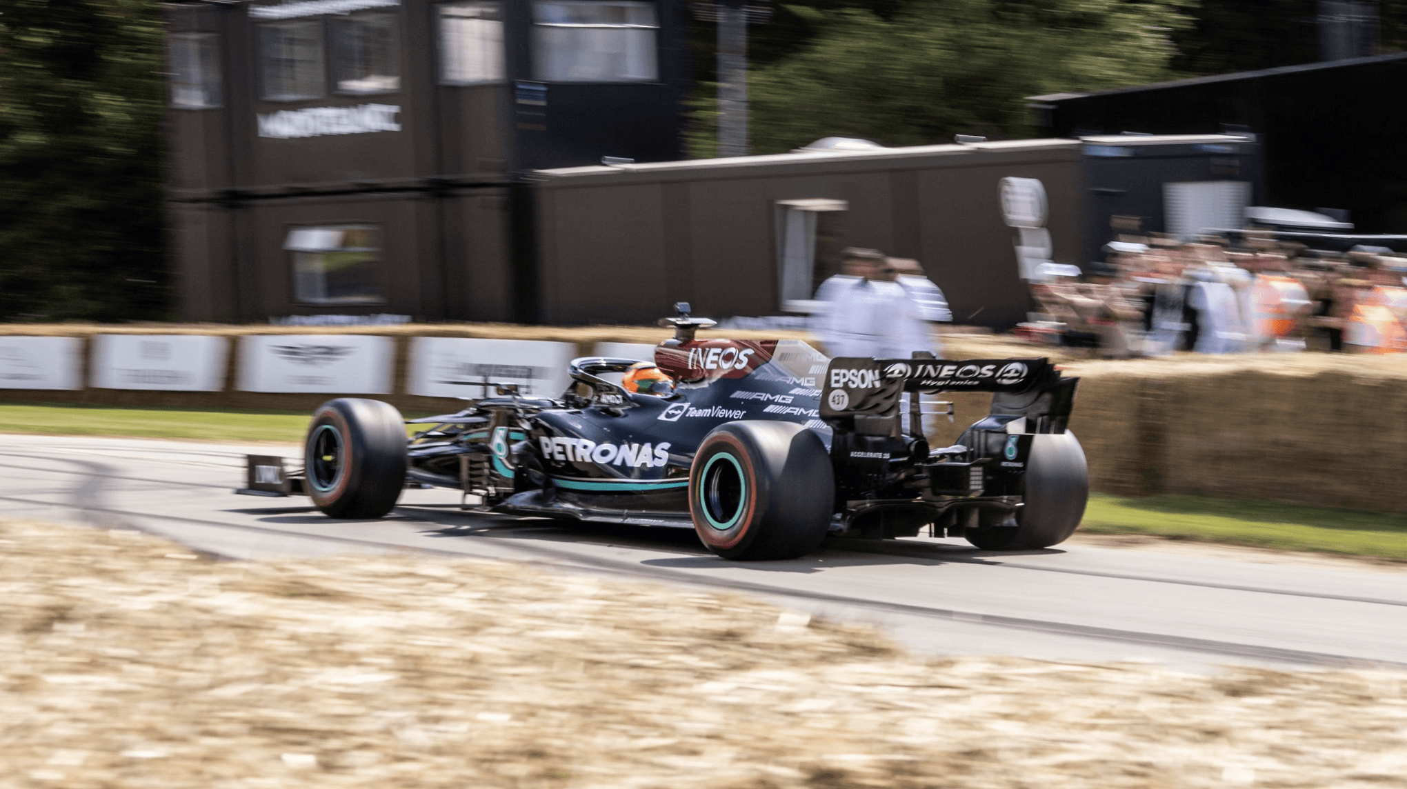 private jet to the miami grand prix 2026