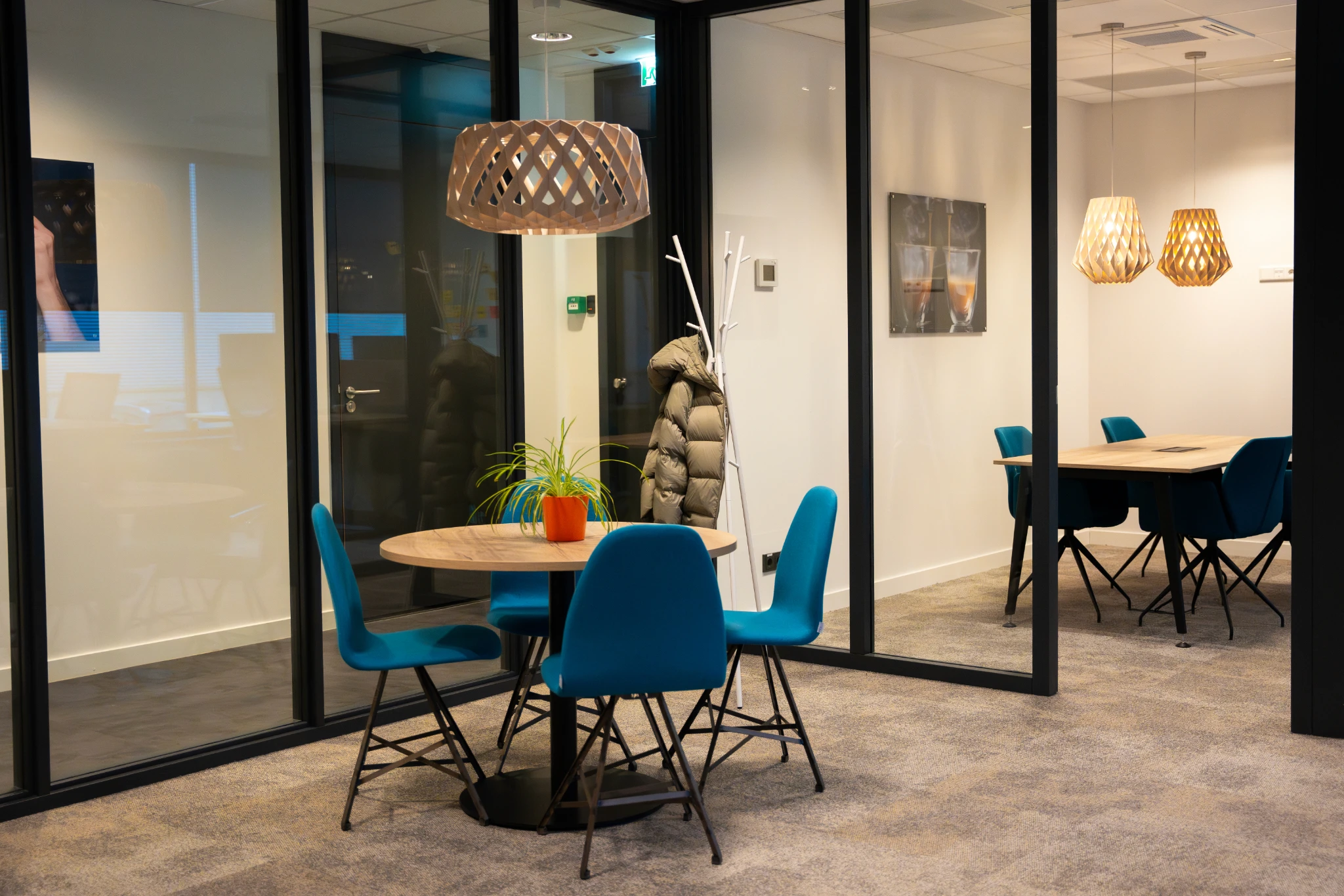 Nieuwe kantoorinrichting Bavinckhouse door Perla