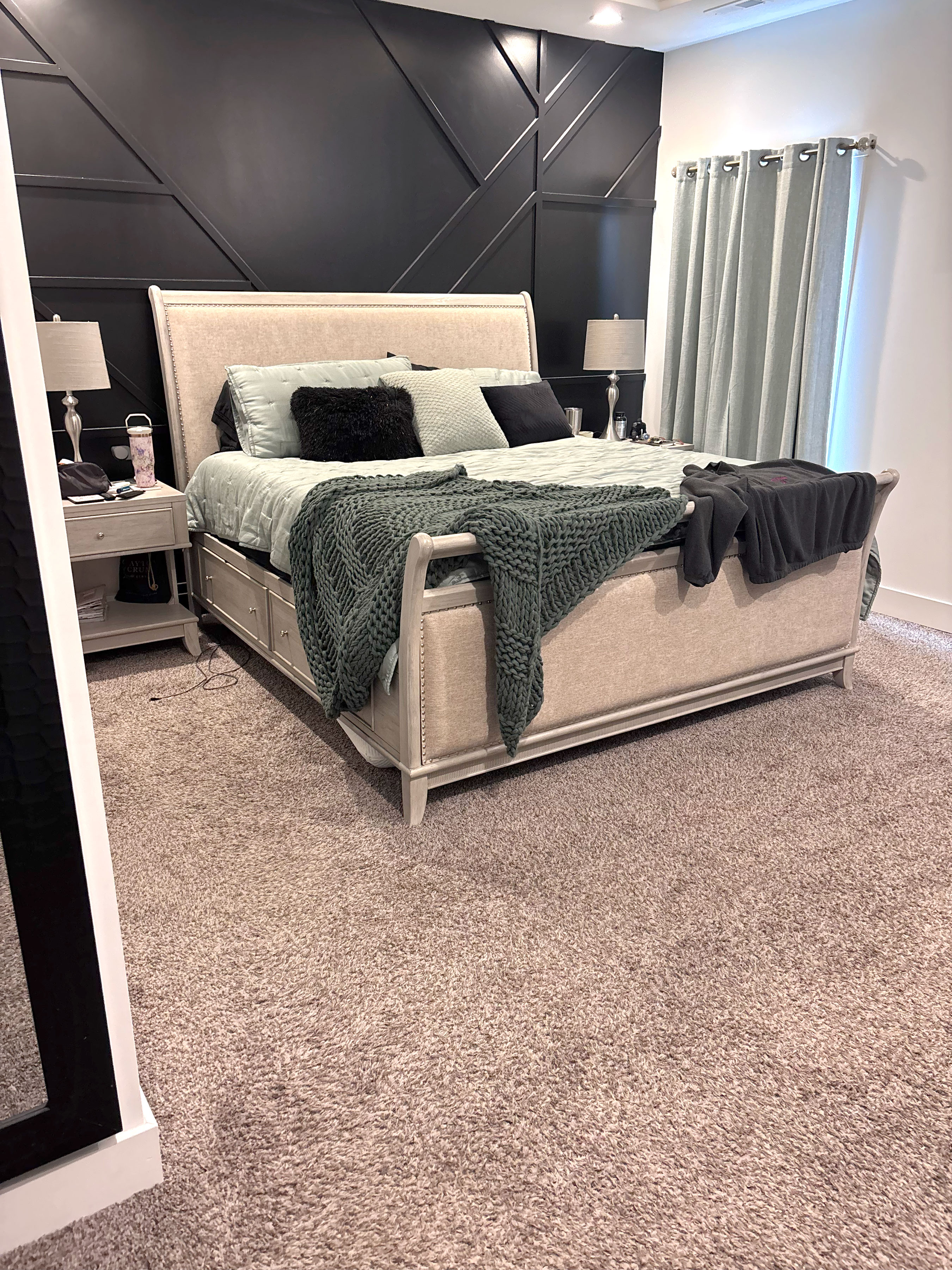 king bed before redesign