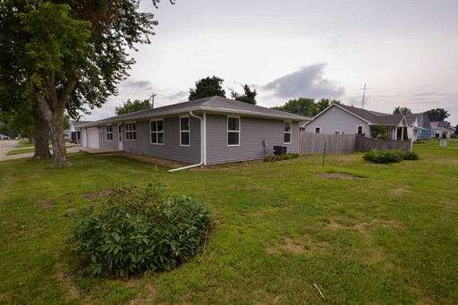 Photo 3 of 205 W Kelly Street, Cuba City