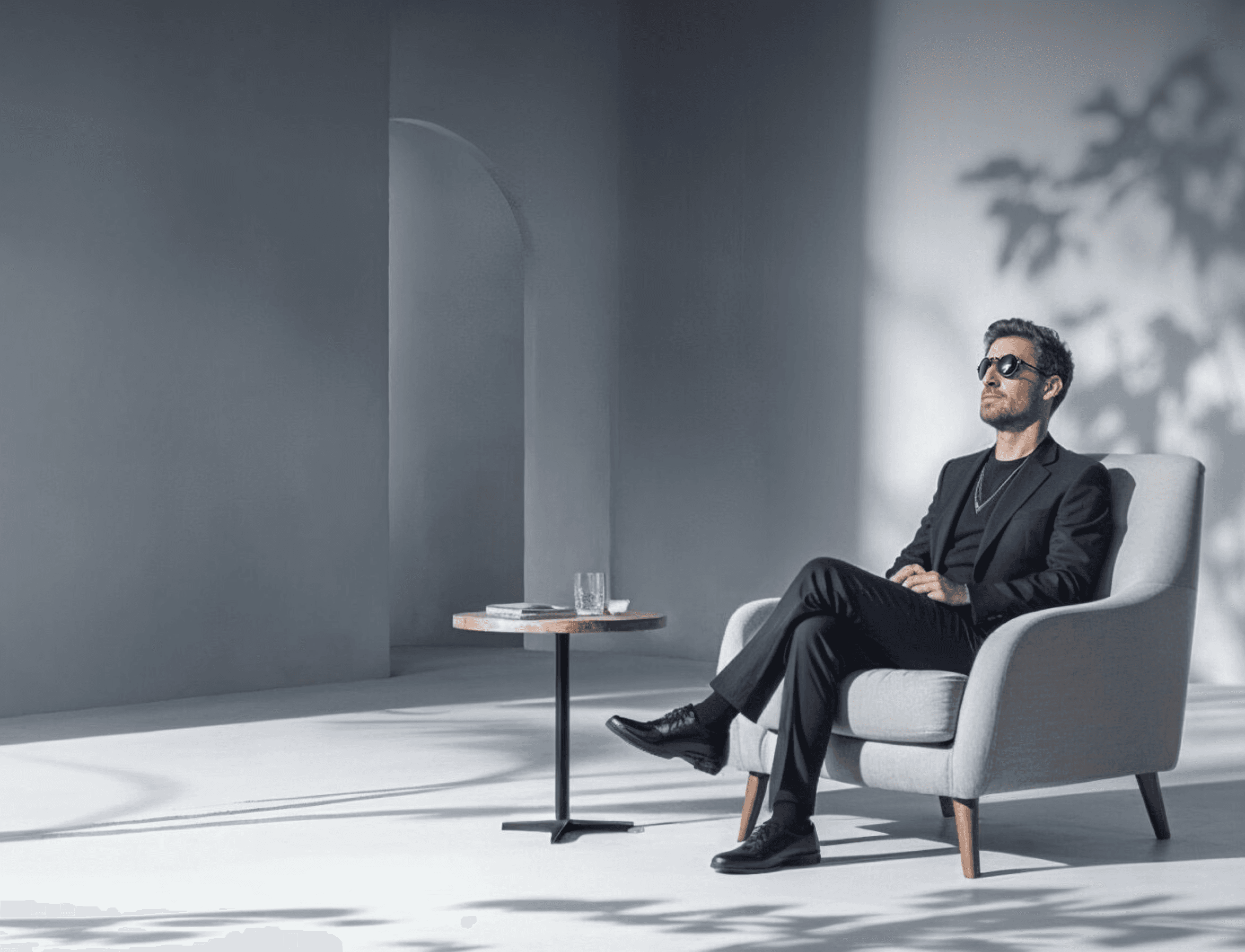 company formation in dubai uae - a men sit in the sofa