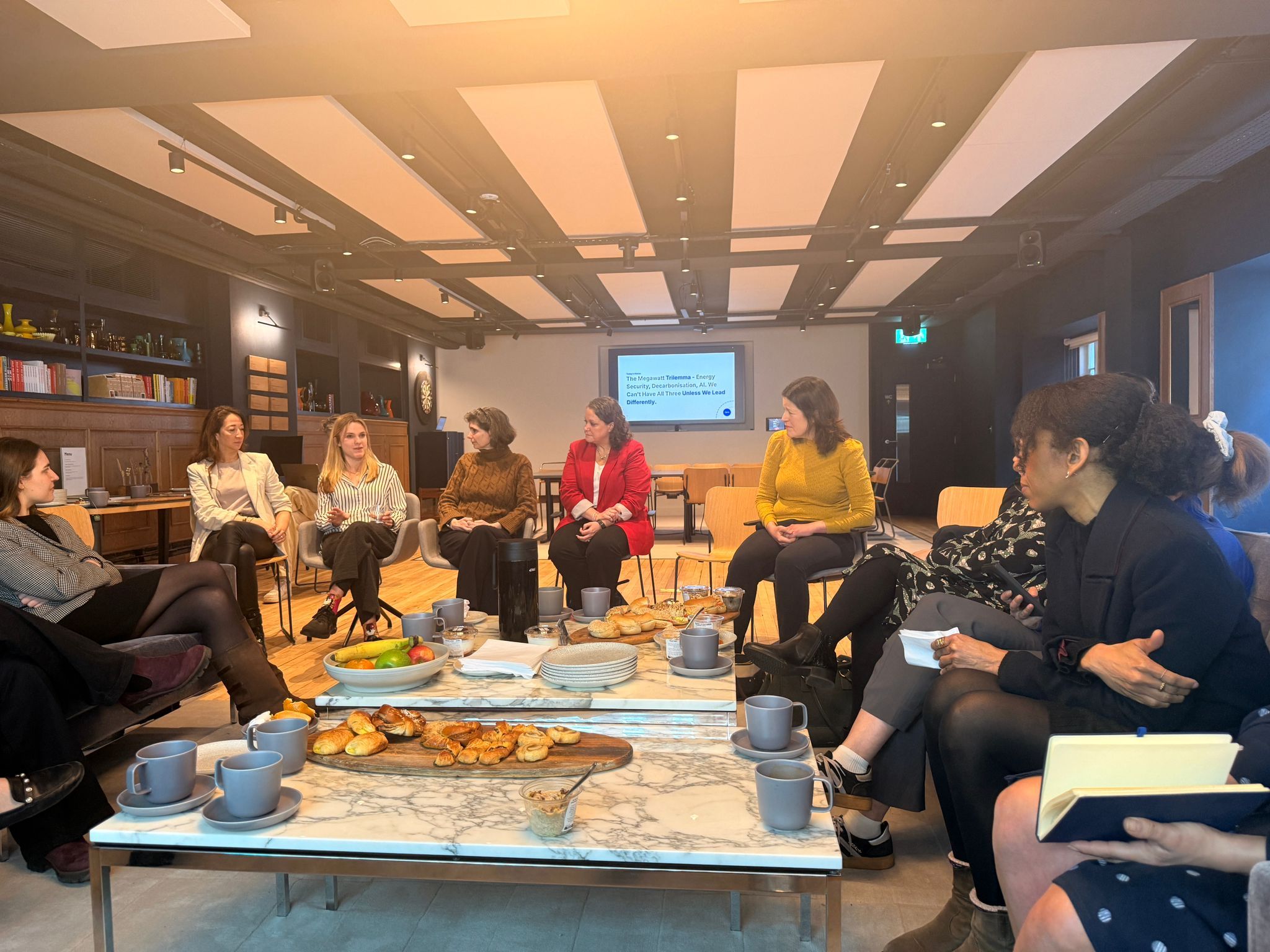 opna breakfast women