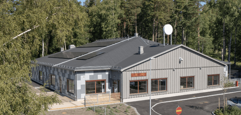 Cultural and recreational center