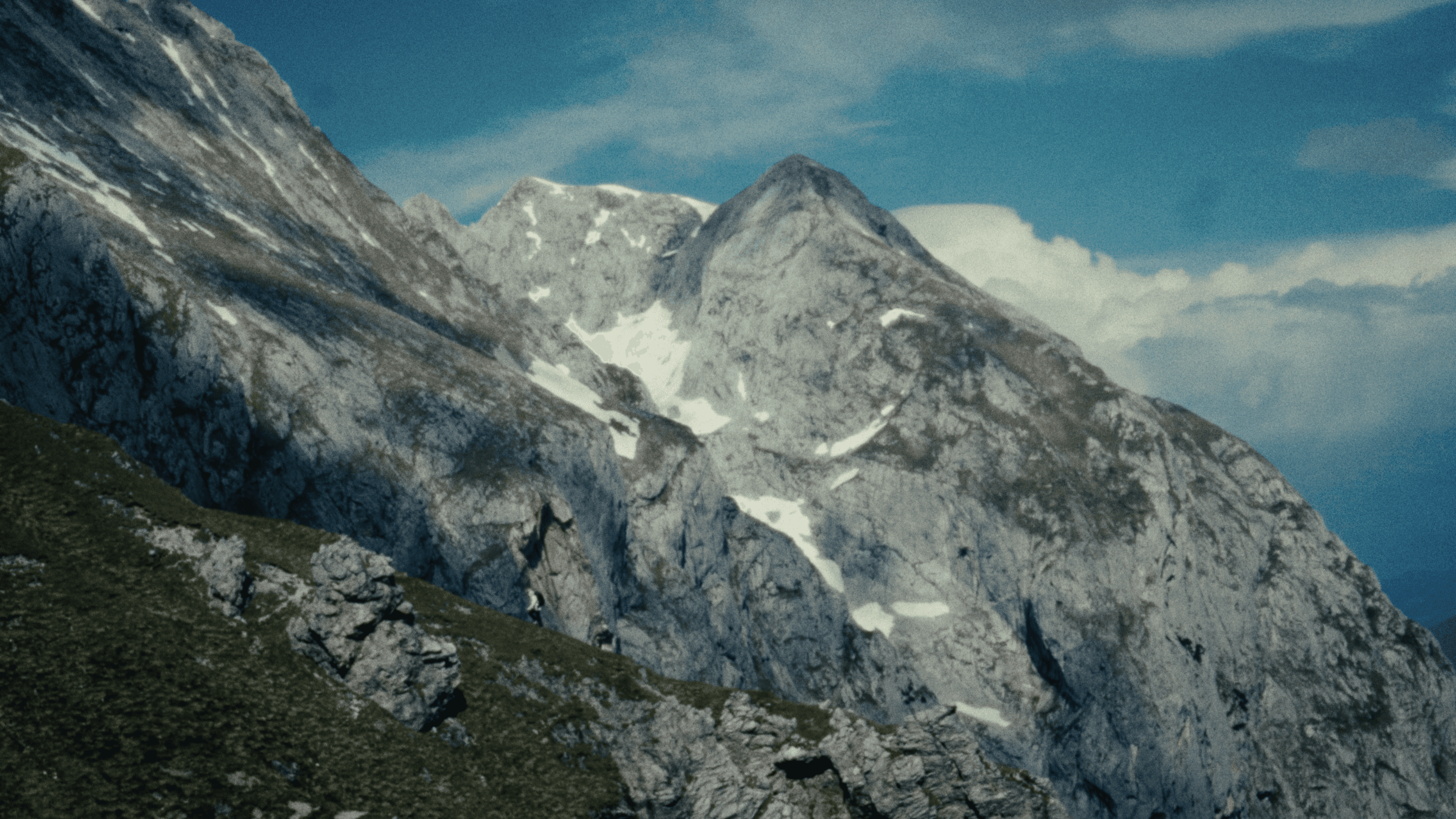 Here comes the alt text