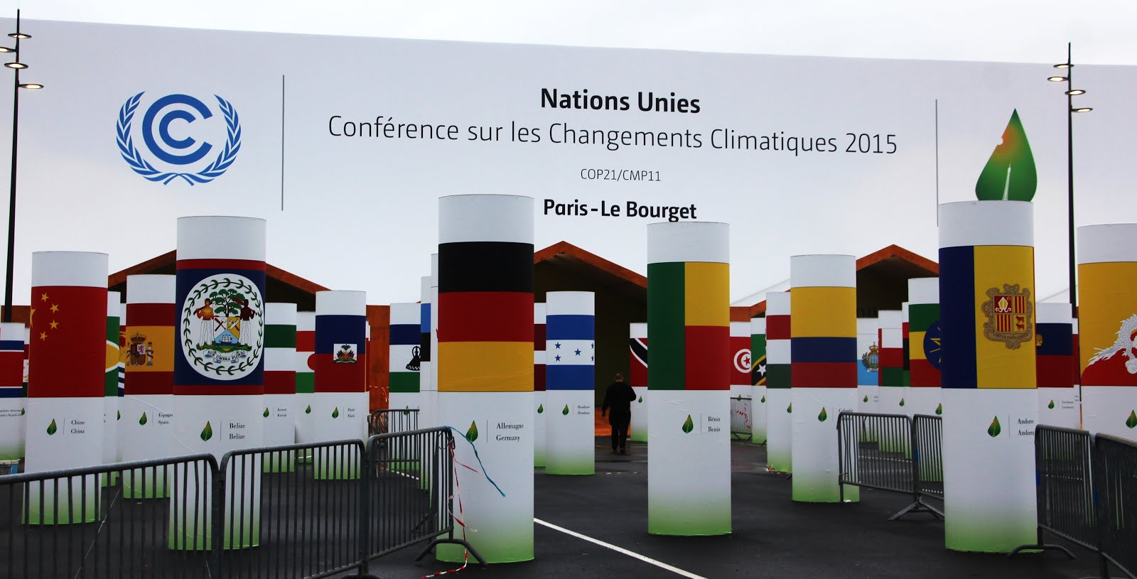 cop-21-way-of-flags