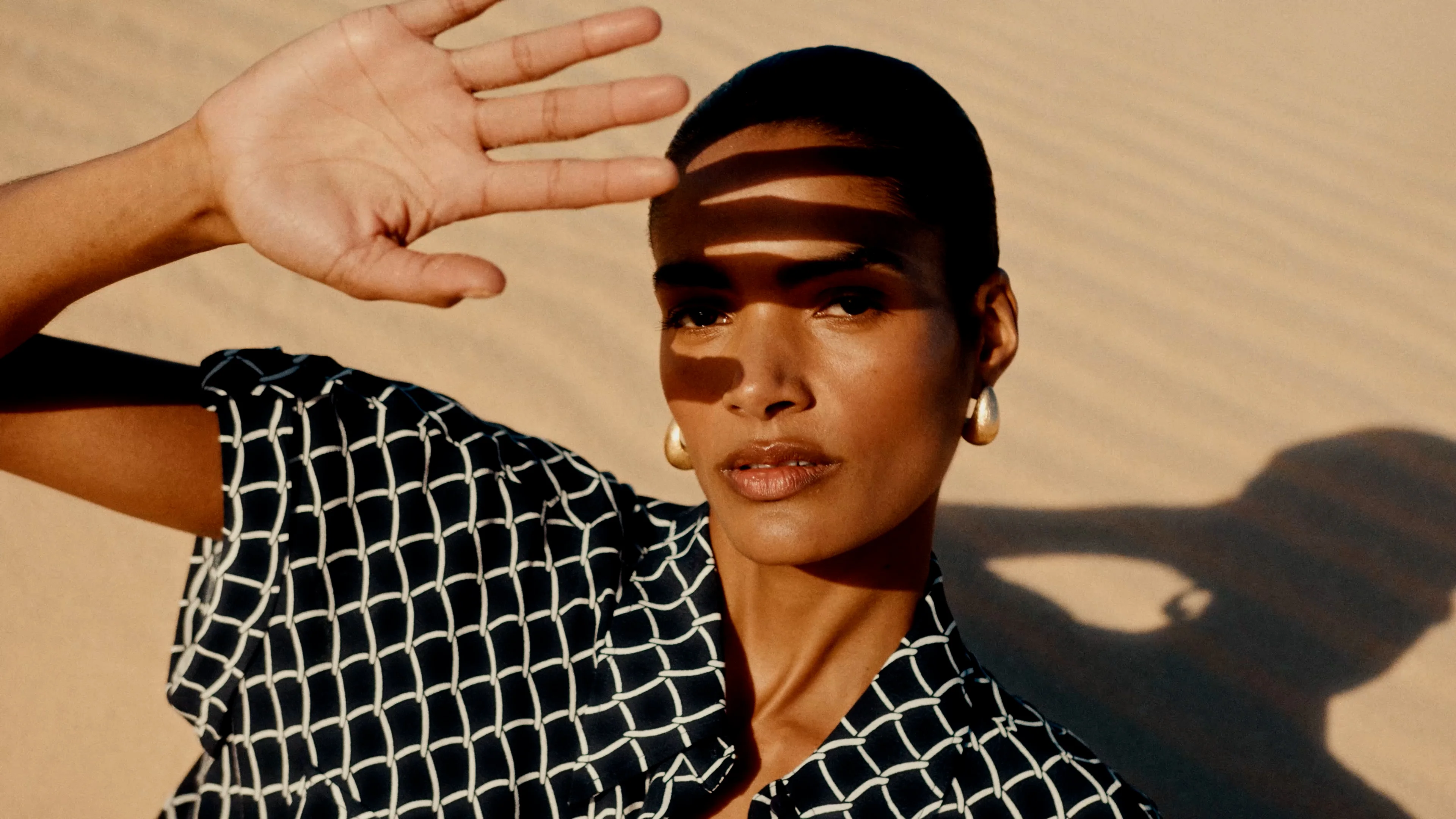 model sunset mint velvet