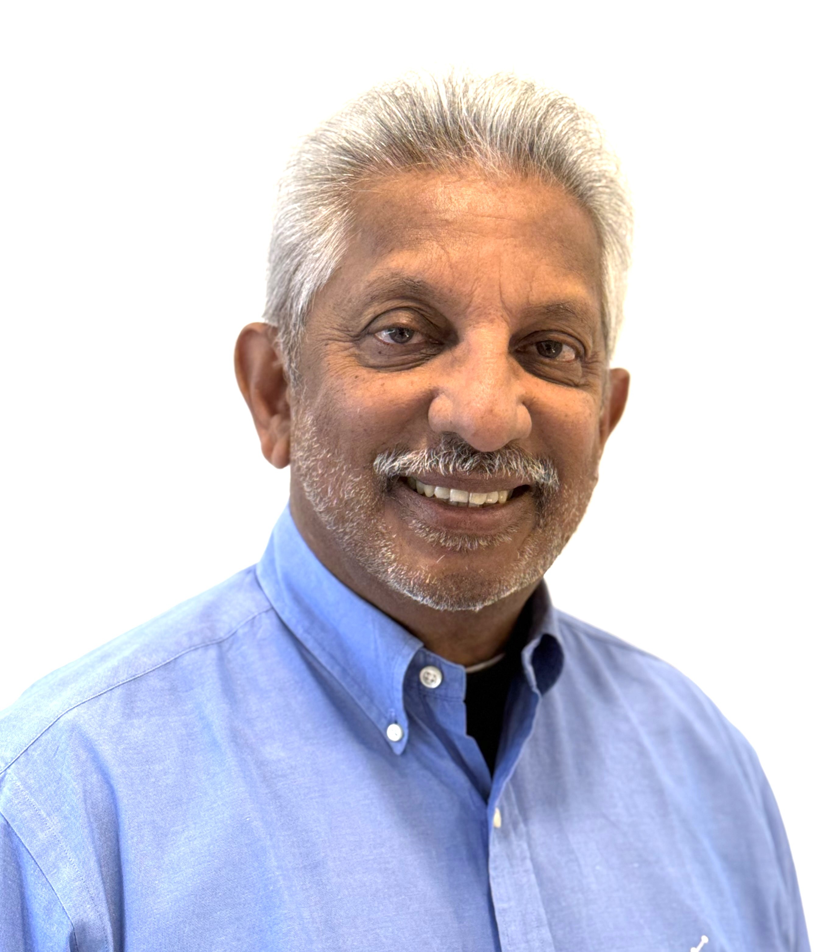 woman on focus photography