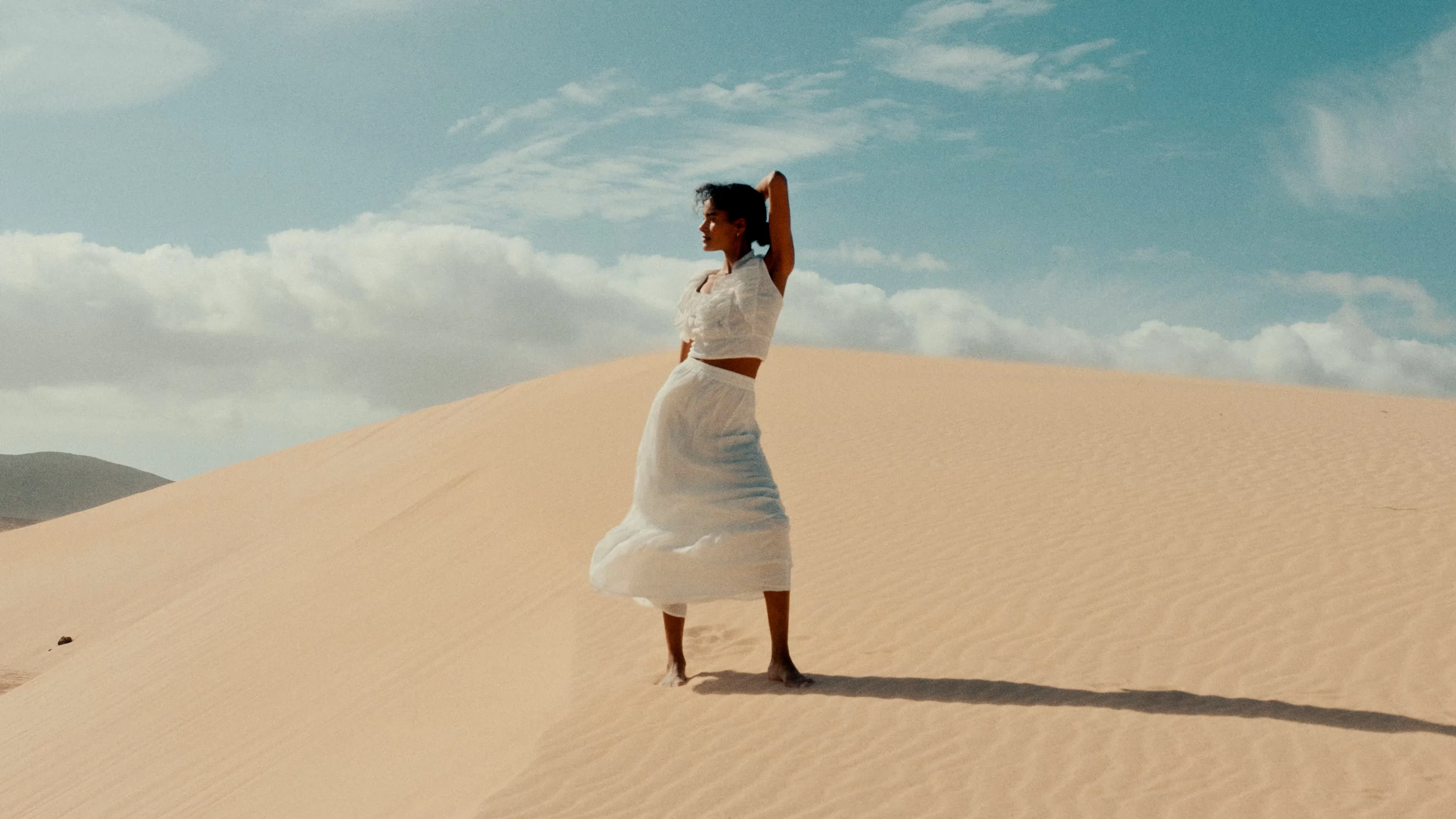 model filmed by joris favraud