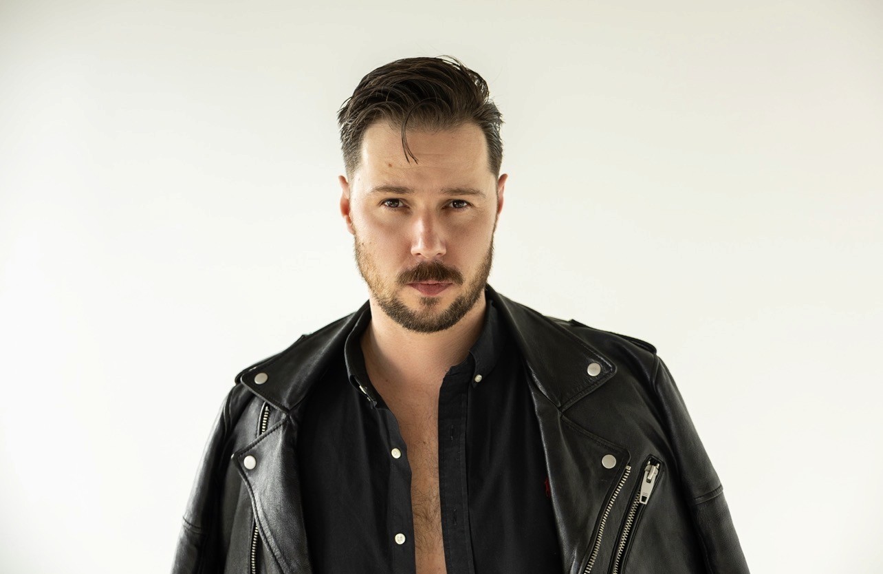 Lukazs Tkaczyk Polish actor based in Iceland 
