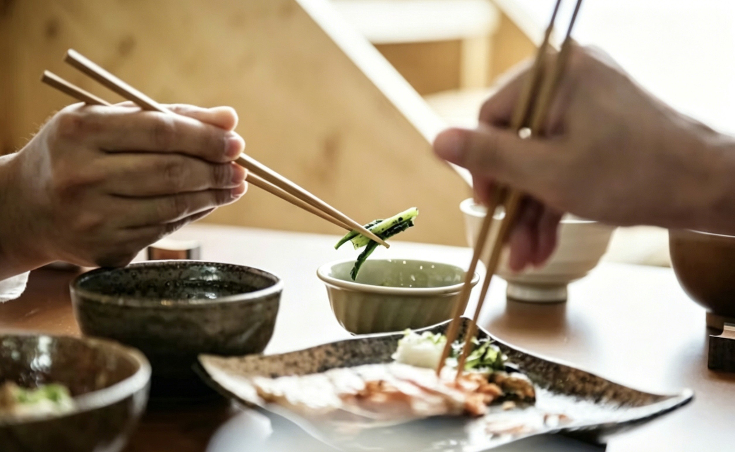 Chinese dining etiquette of chopsticks