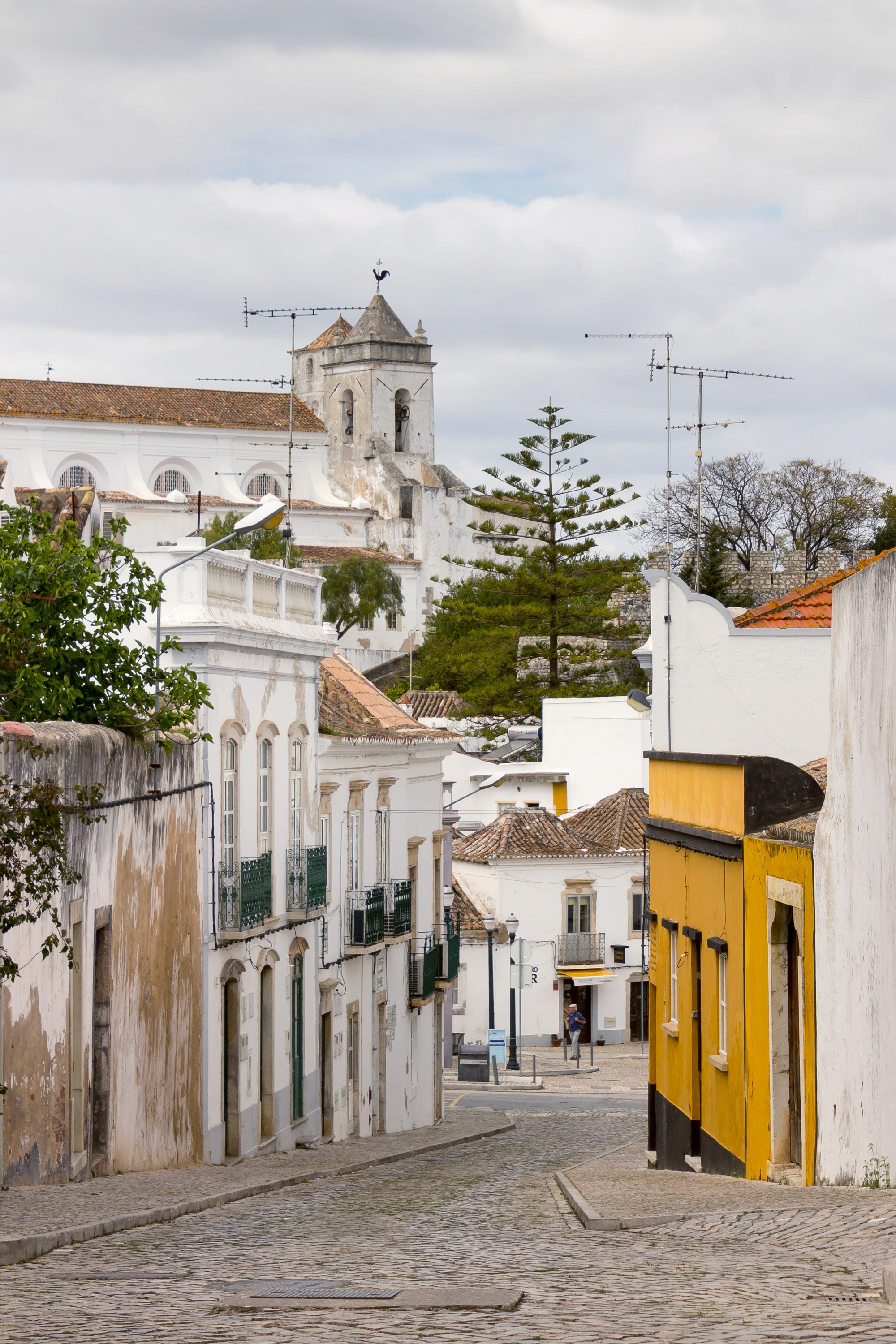 Street and residential buildings in Tavira.