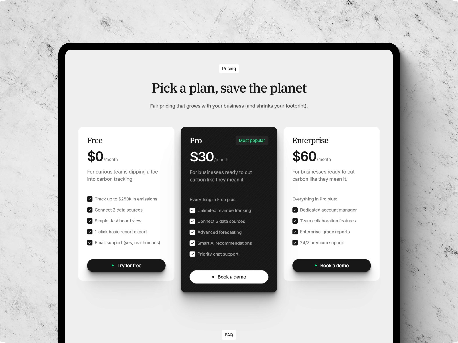 LowrCarbon — 黑白极简现代 AI 产品官网设计灵感