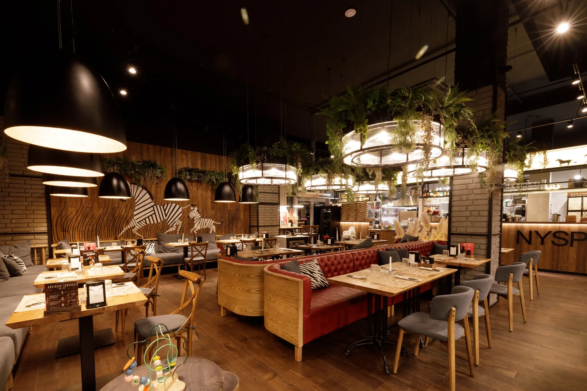 New York Street Pizza Zebra