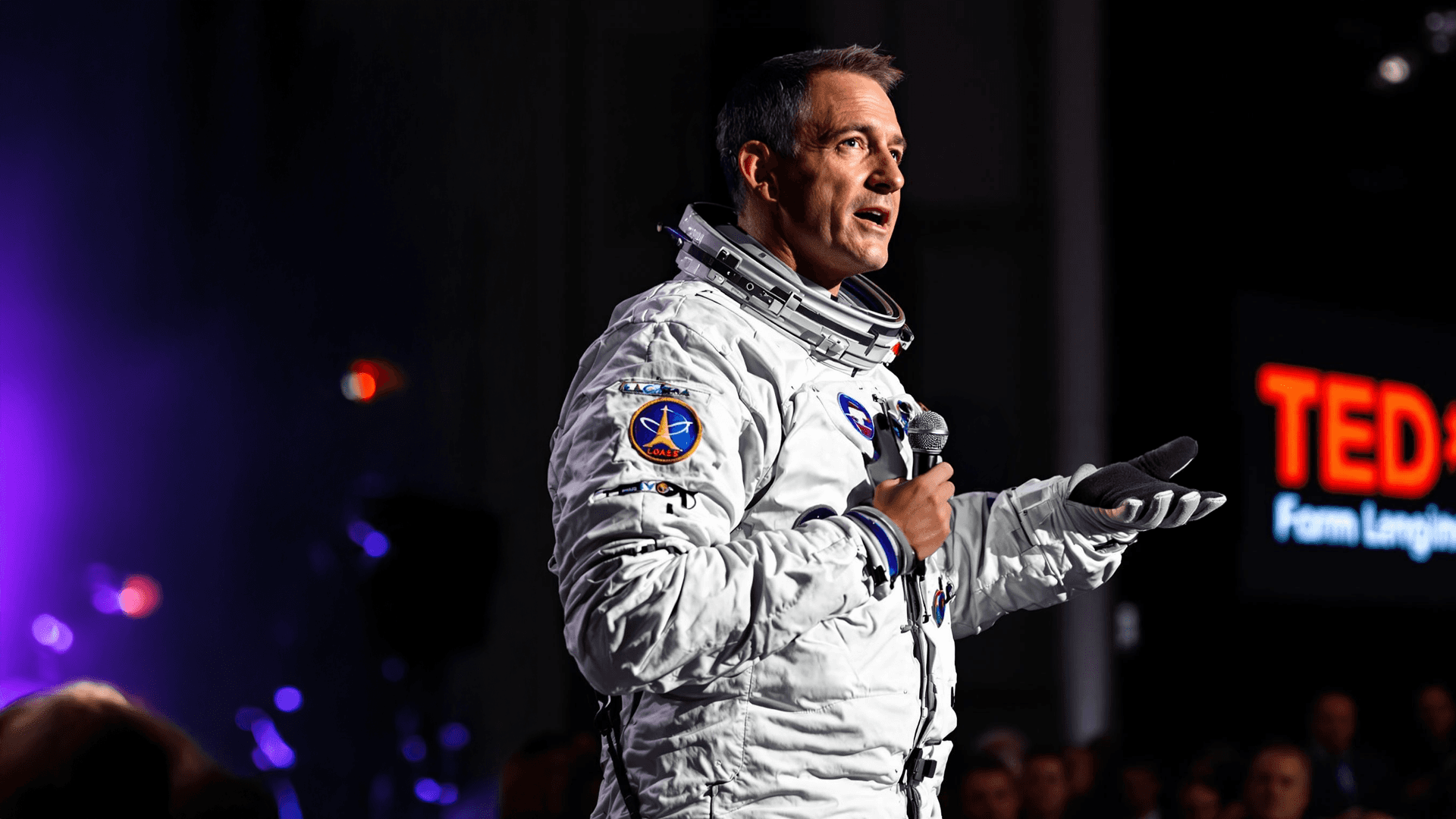 The Secret Formula Behind the Best TED Talks: QUIRKS Attention Hooks