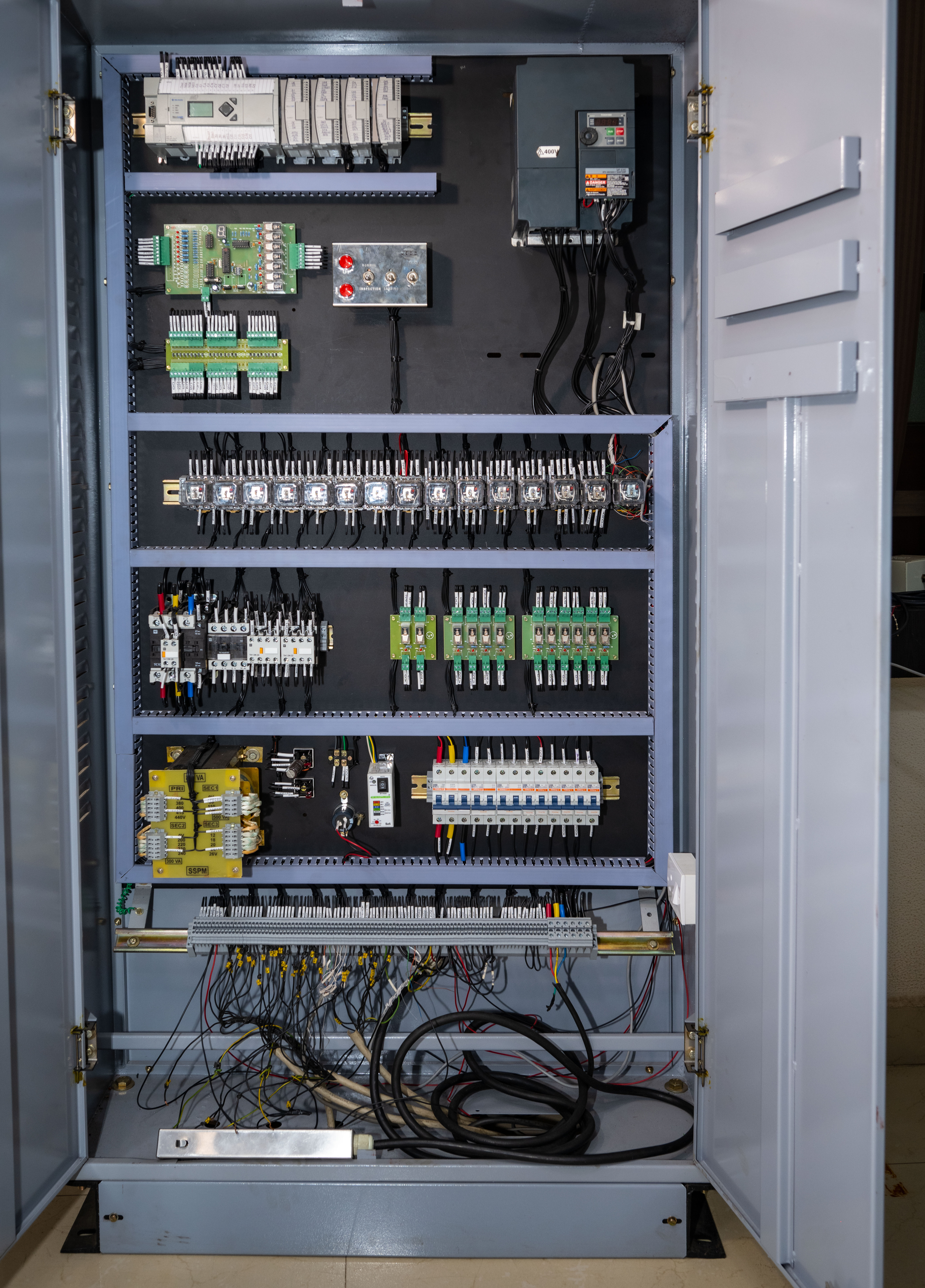 PLC Elevator controller Circuit