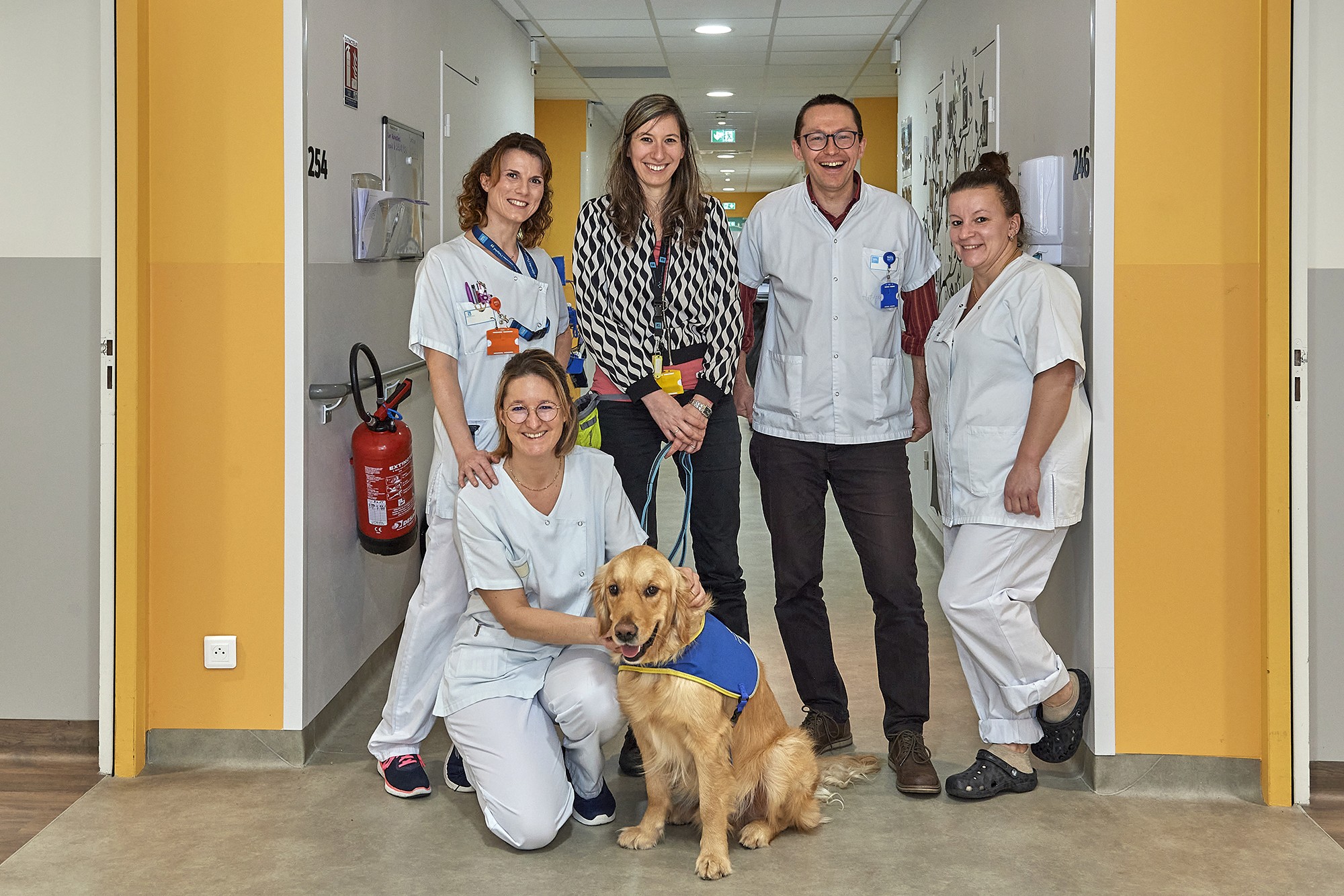 Saïko est très apprécié par tout l’équipe médicale. Ils sont tous unanimes pour dire que la venue de Saïko amène joie et apaisement chez les résidents. C’est la mascotte de l’hôpital.